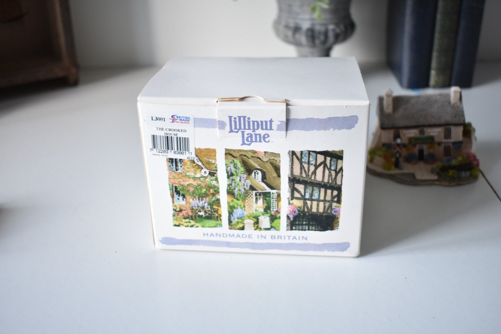 Lilliput Lane The Crooked House L3001 The British Collection Boxed And Deeds photo 120.0