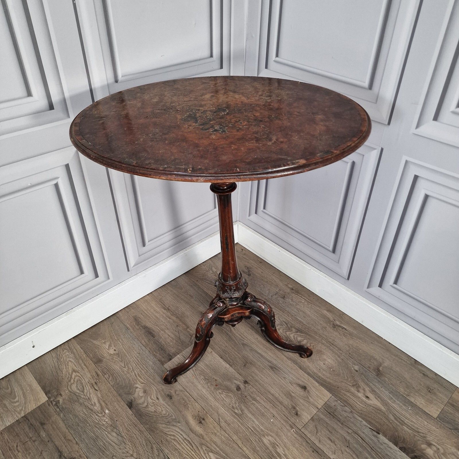 photo vintage Antique Wooden Wine Table Turned Carved Decorative Inlaid Pedestal Leg