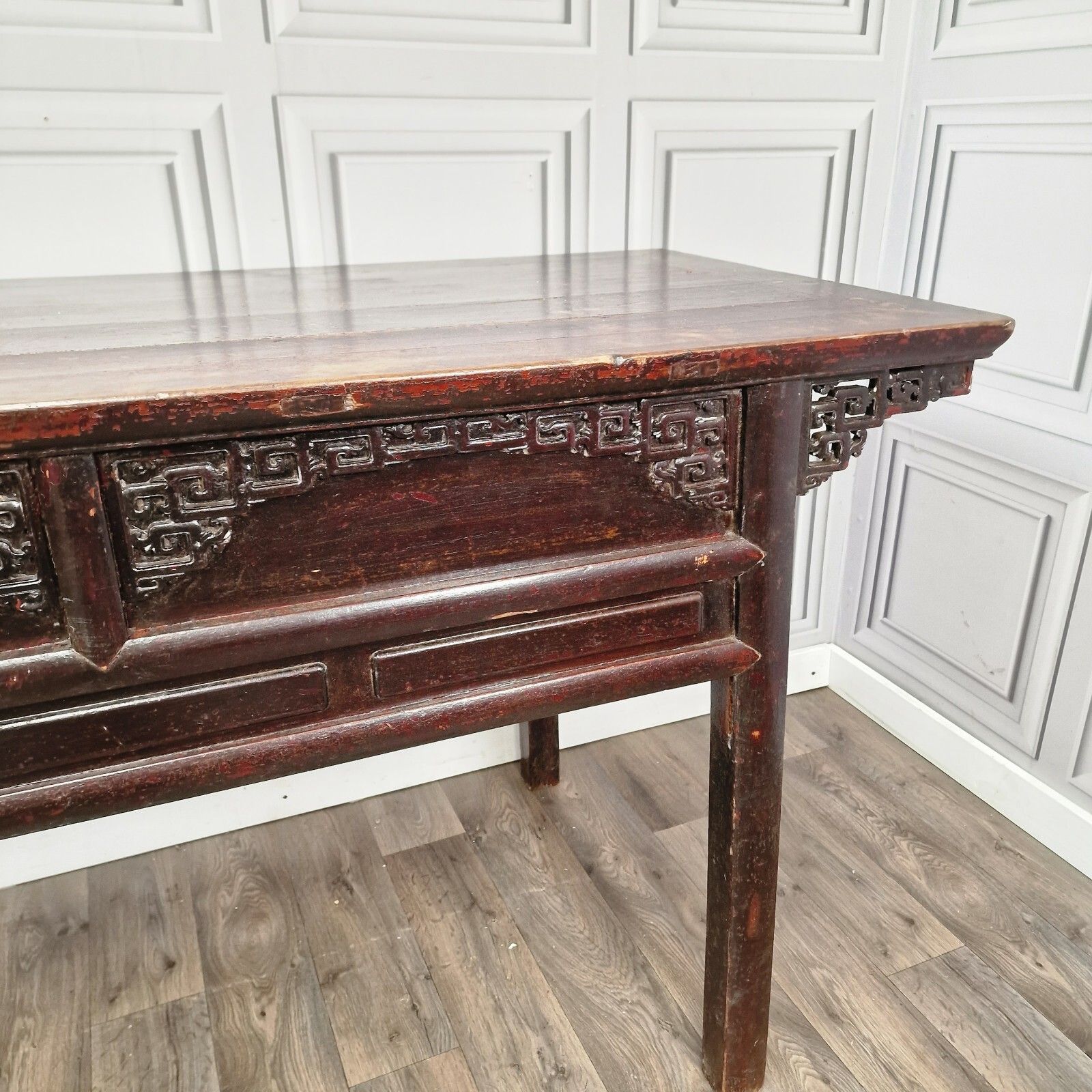 photo vinterior Oriental Antique Altar Table 19th Century Solid Wooden Chinese  Bench Carved