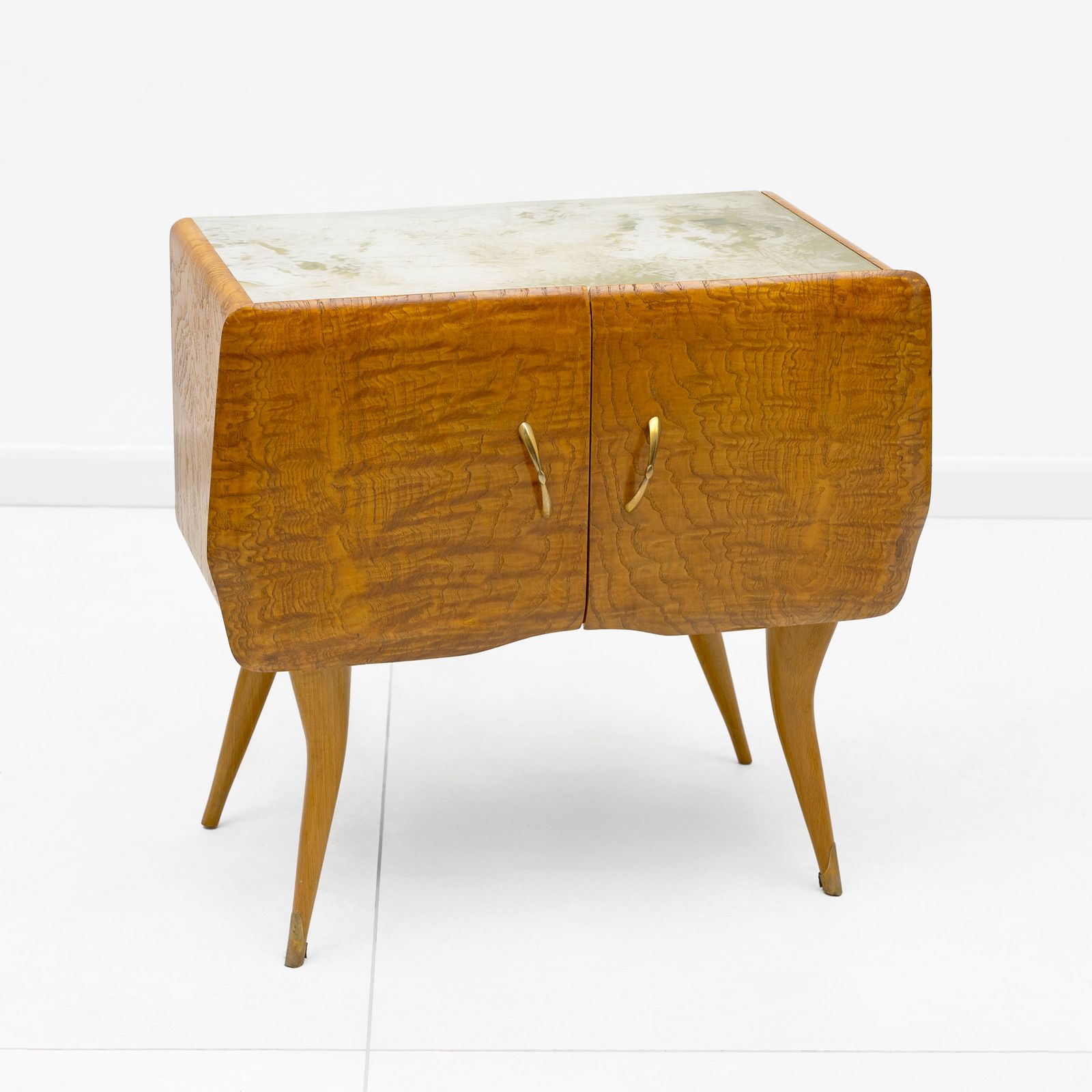 Pair Of Mid Century Style Beech And Chestnut Burl Bedside Tables, 1950s photo Furniture