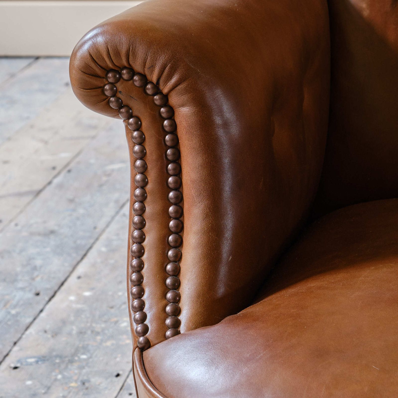 4650.0 Mid 19th Century Howard & Sons Armchair photo