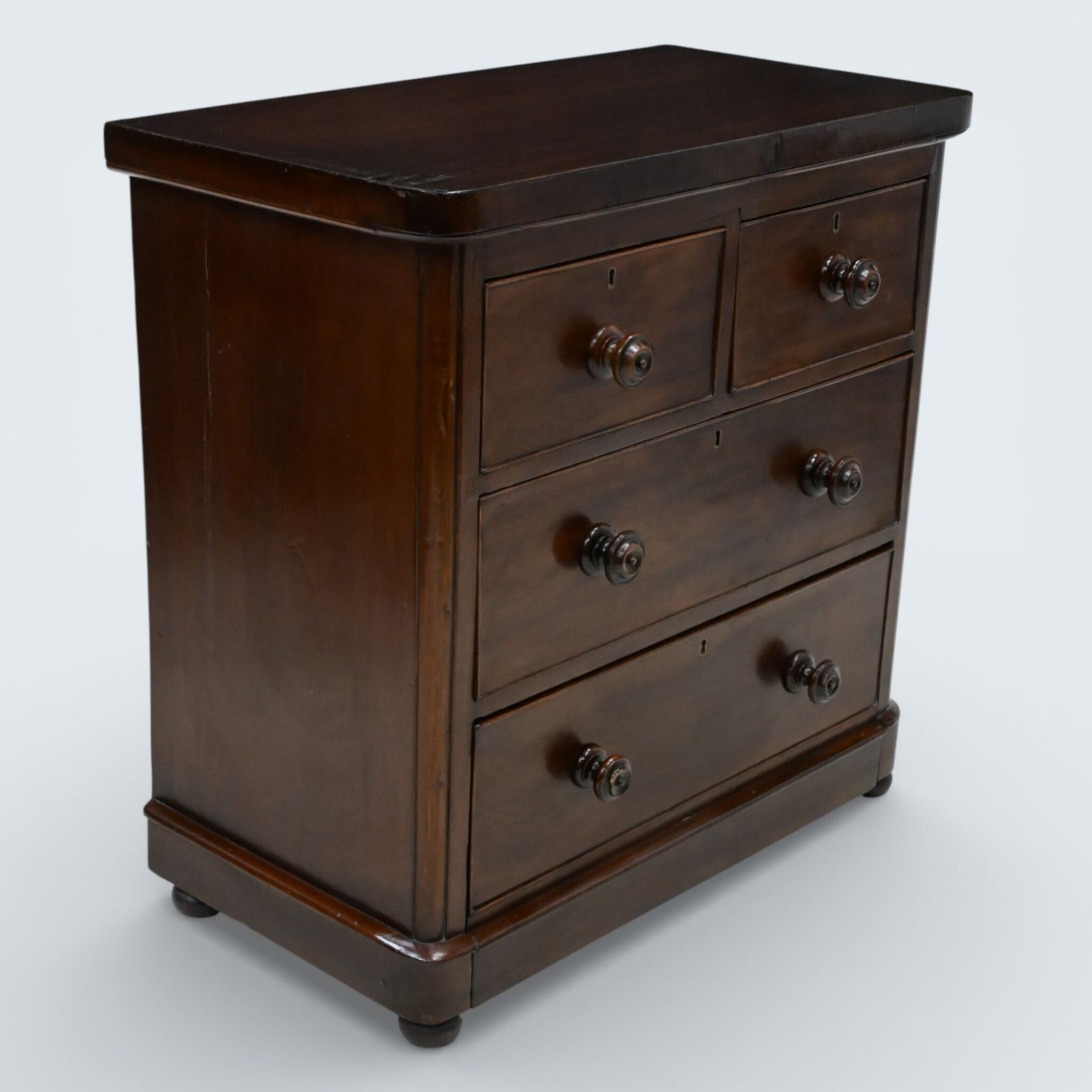 photo furniture Small Victorian Mahogany Chest Of Drawers 3 Graduated Drawers Free Delivery*
