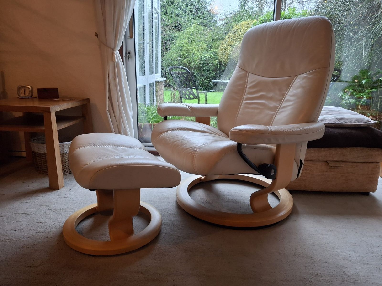 Stressless Leather Chair And Footstool (2)
