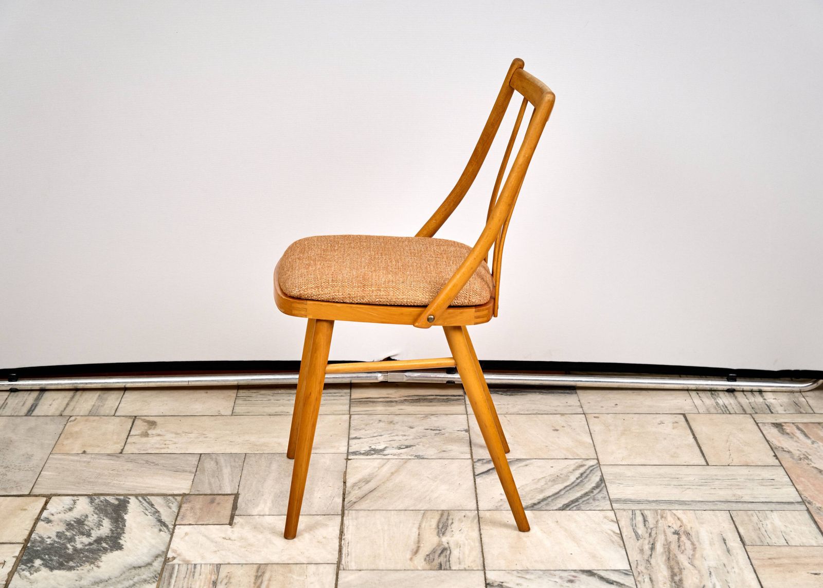 Page 1 Of 20 Set Of 3 Dining Chairs By A. Suman, 1960s, Czechoslovakia photo vinterior