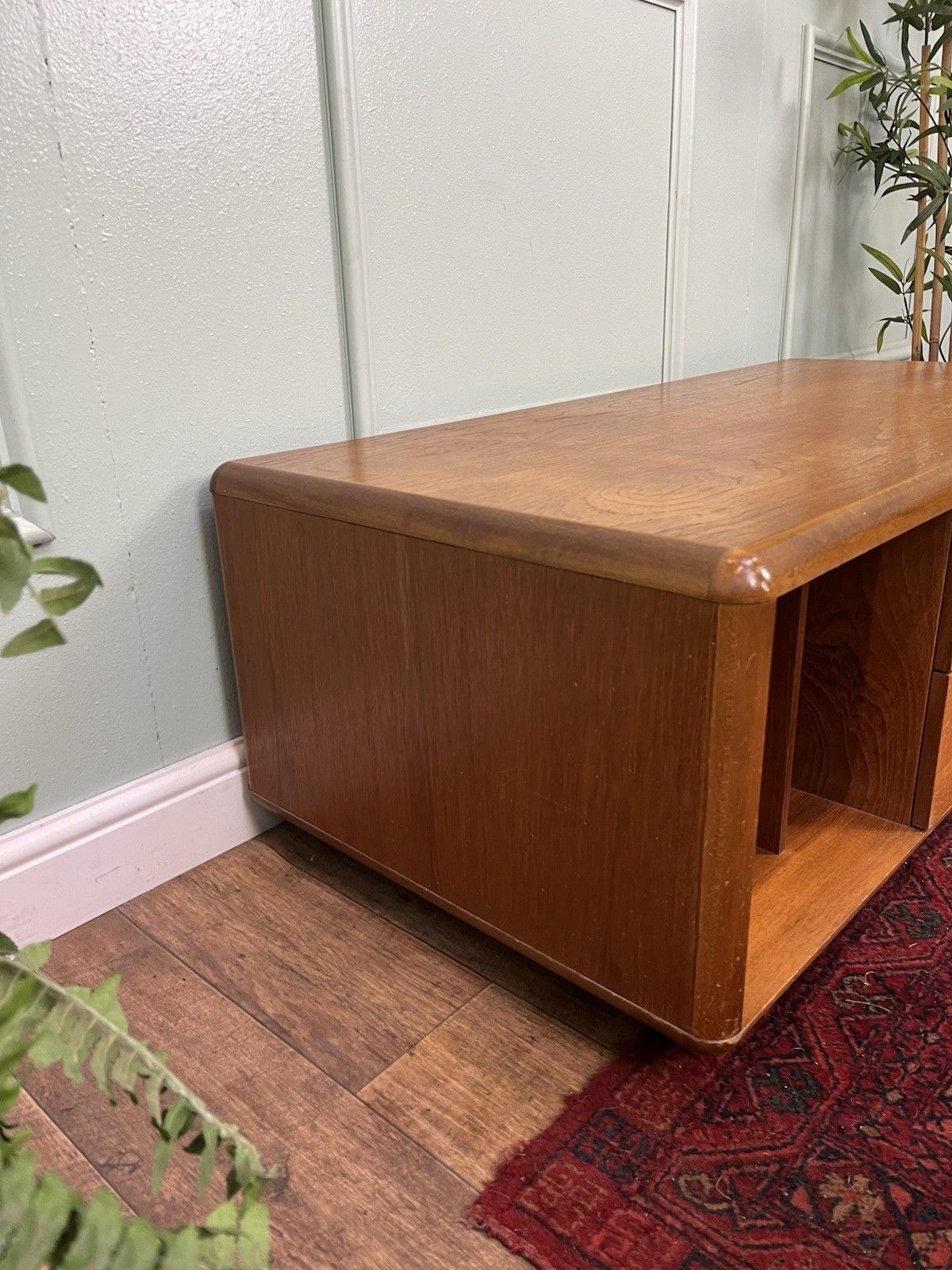 Stunning Mid Century Retro Teak Coffee Table, Media Cabinet, Gplan Ercol Style photo 275.0