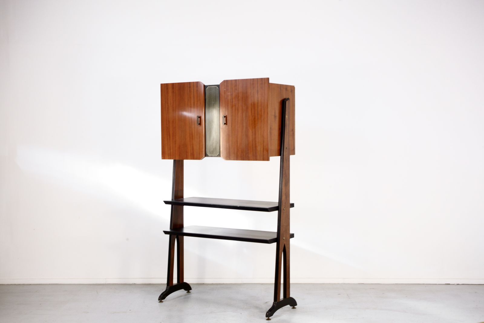 Midcentury Italian Freestanding Modular Bookshelf In Teak And Brass