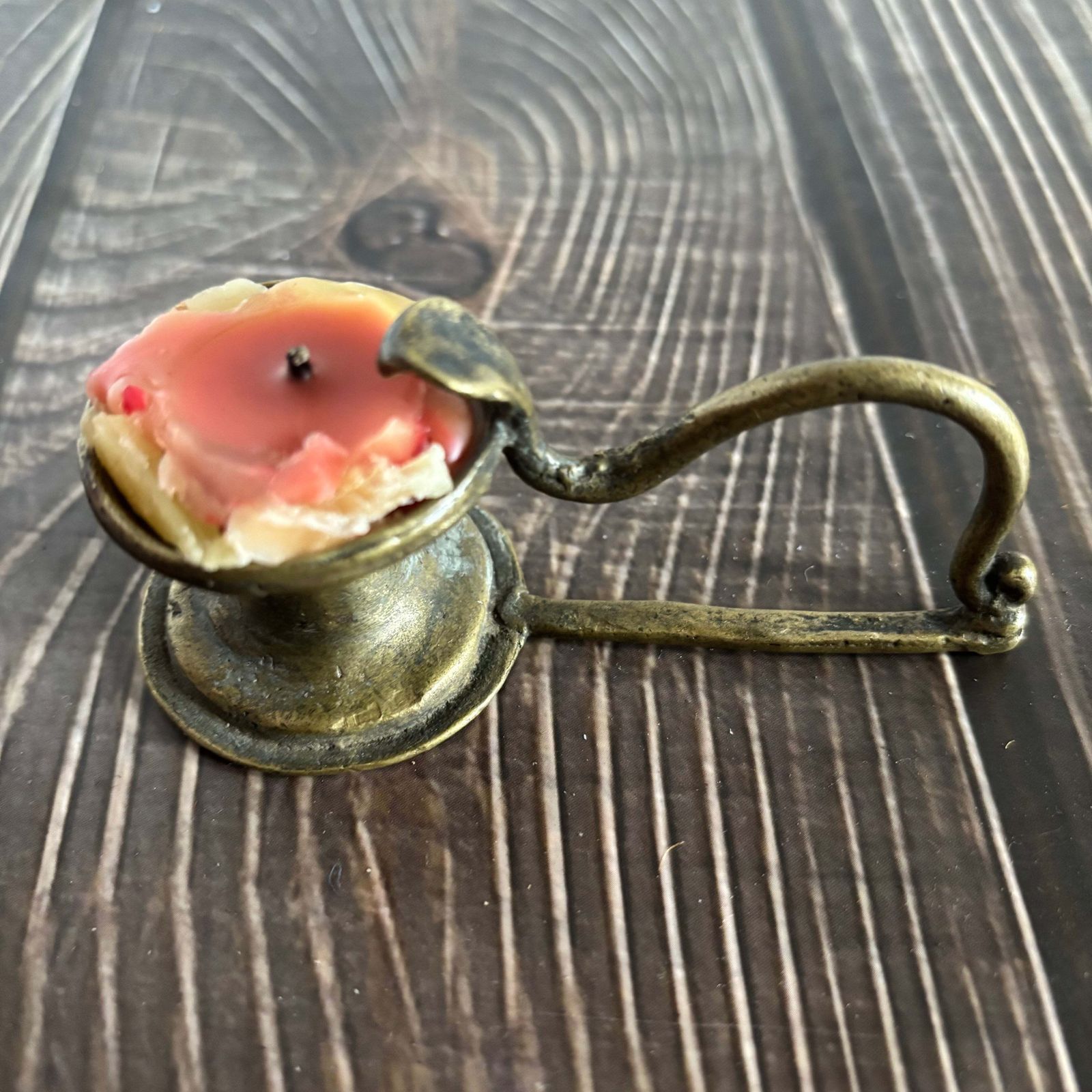 photo vinterior Rare Antique Sacred Brass Oil Lamp