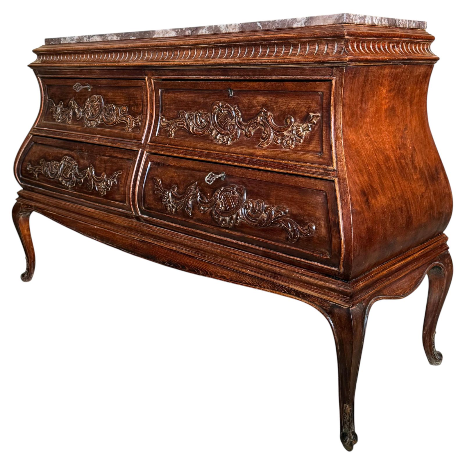Commode double bombée en noyer sculpté de style Louis XV provincial français, XIXe siècle