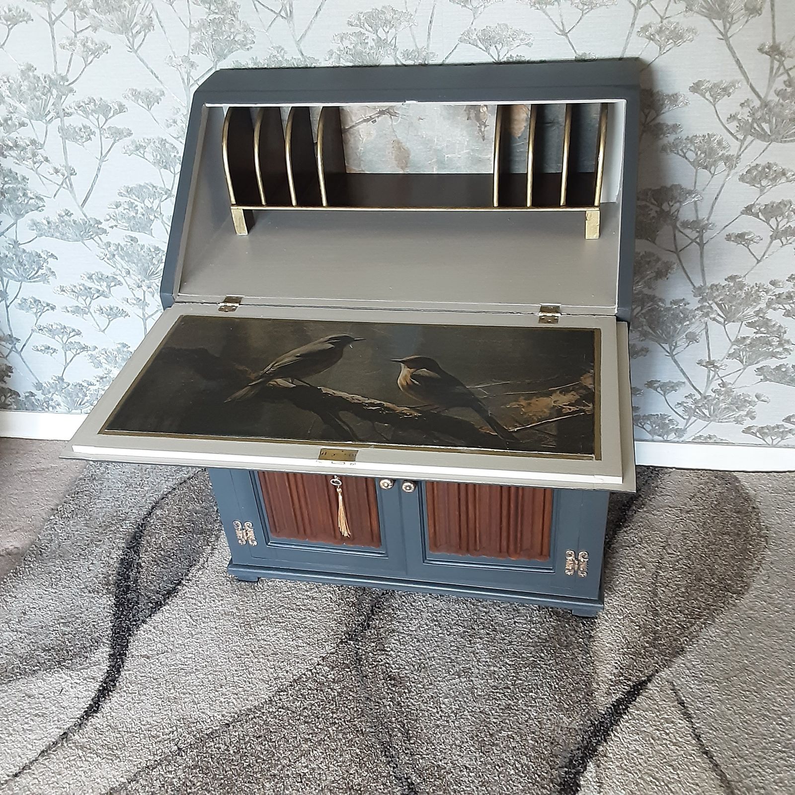 French Style Writing Bureau., 1960s photo vintage