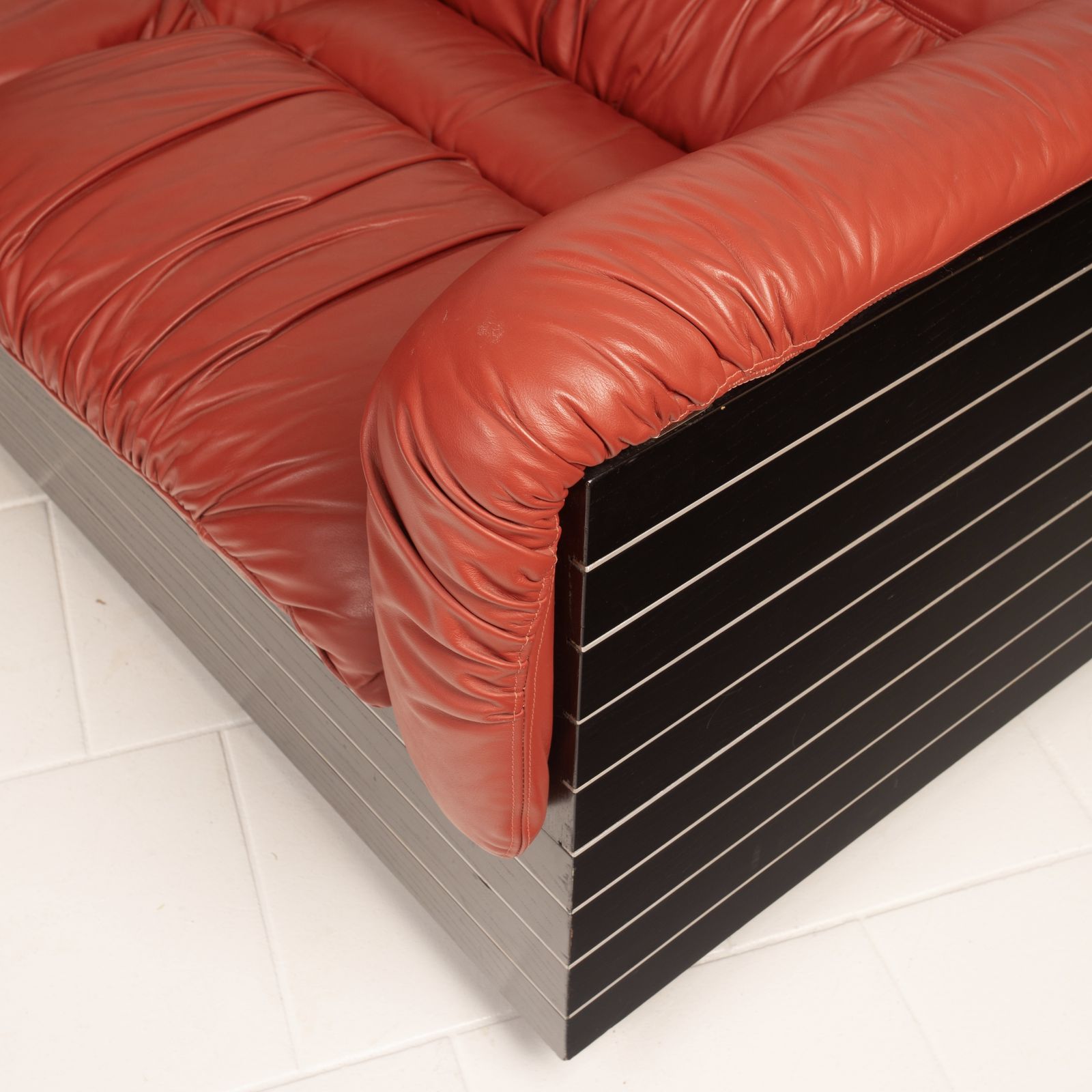 Pair Of Strato Sofas By Giovanni Offredi For Saporiti, 1970 photo Furniture