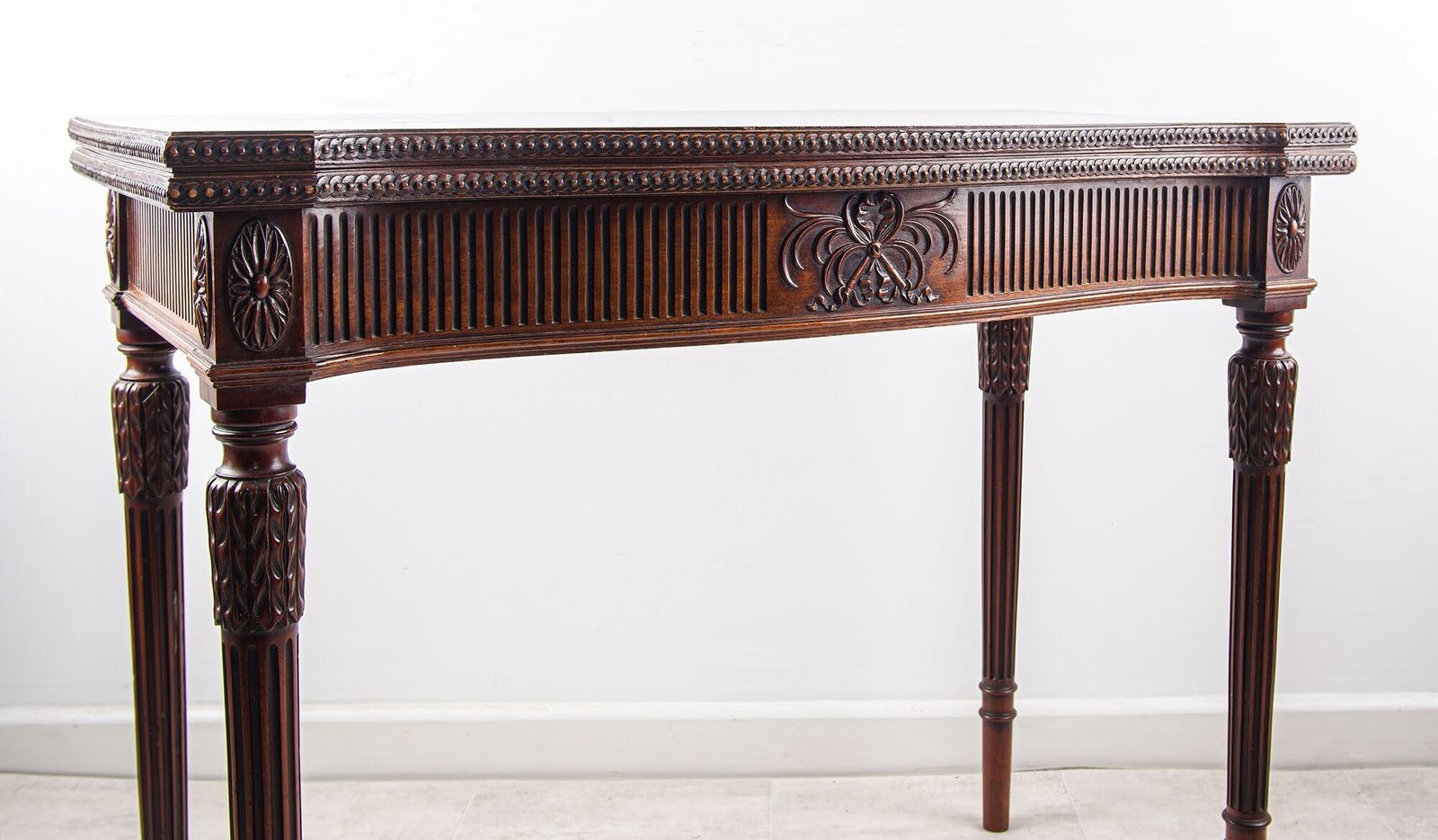 Edwardian Hepplewhite Style Mahogany Fold Over Card Table With Painted Medallion C.1910 photo for sale