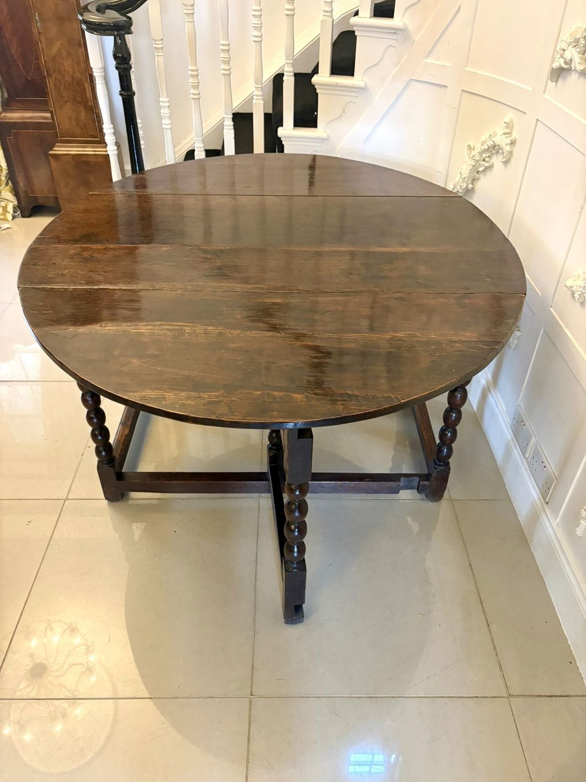 Exceptional Quality Antique 17th Century Oak Gateleg 6 Seater Dining Table With Bobbin Turned Legs photo vintage