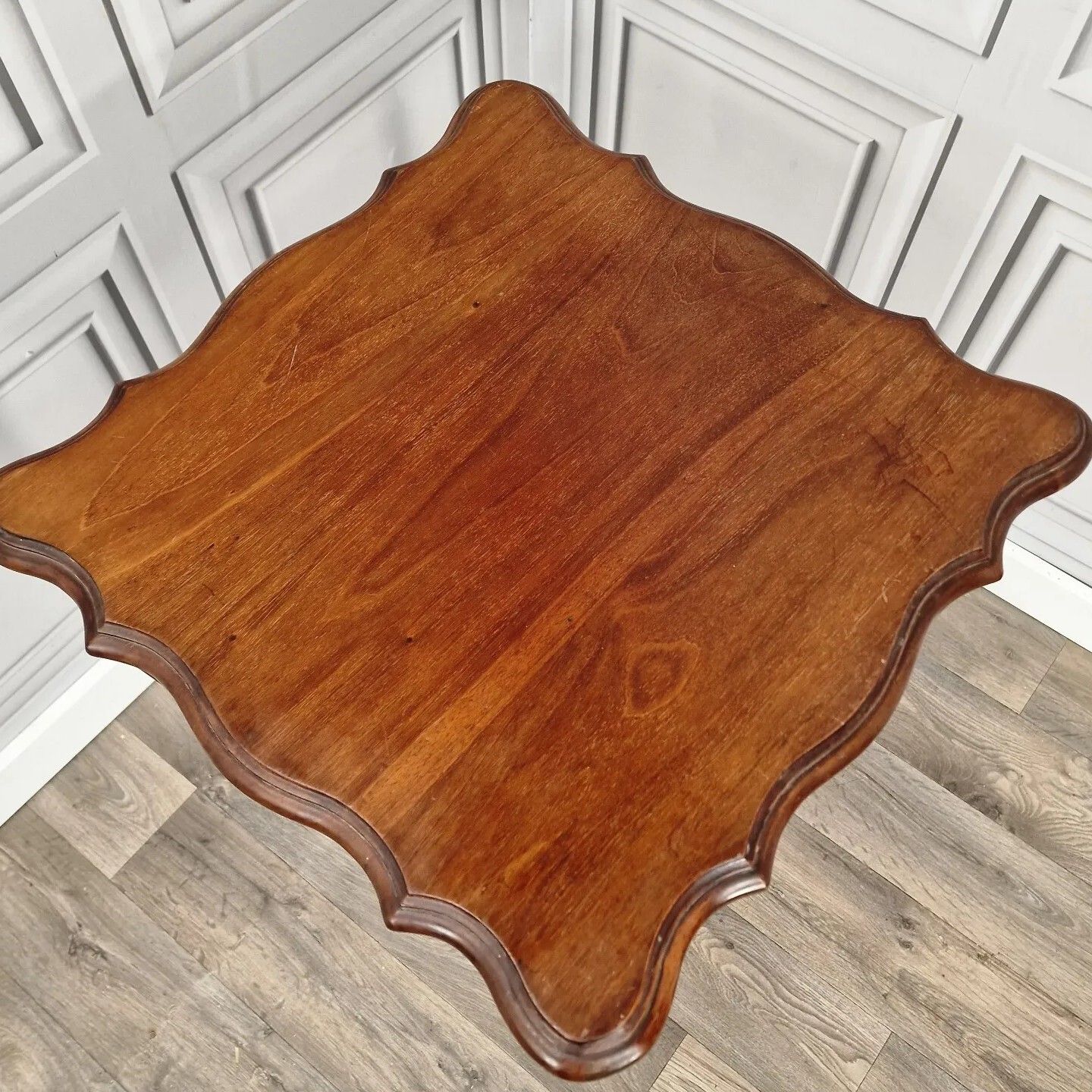 Antique Side End Table Wooden Edwardian Window  Scalloped Top 2 Tier Mahogany photo 190.0