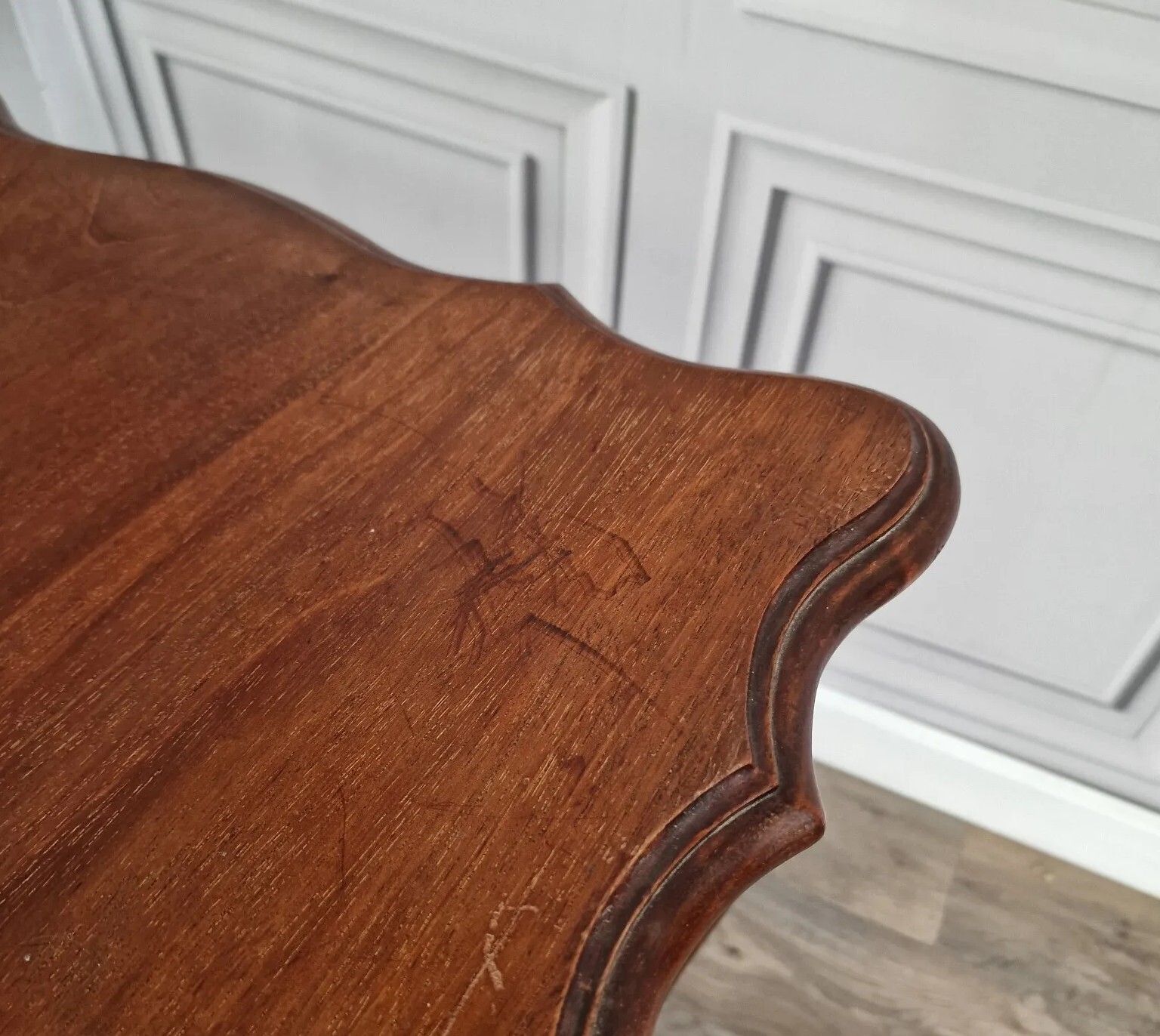 Antique Side End Table Wooden Edwardian Window  Scalloped Top 2 Tier Mahogany photo vinterior