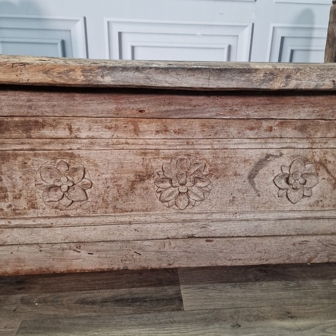 Antique Trunk Chest Box Javanese Solid Hard Wood Carved Floral Garden Trough photo vinterior