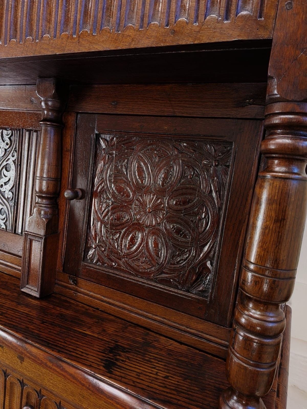 Rare 18th Century Georgian Period Large Solid Oak Carved Court Cupboard photo buy
