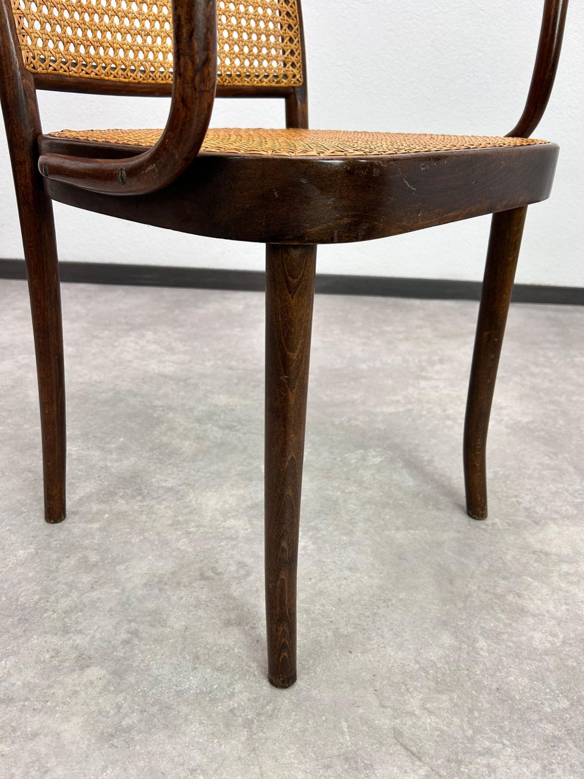 Art Deco Armchair No.811 "Prague Chair" By Josef Hoffmann photo vinterior