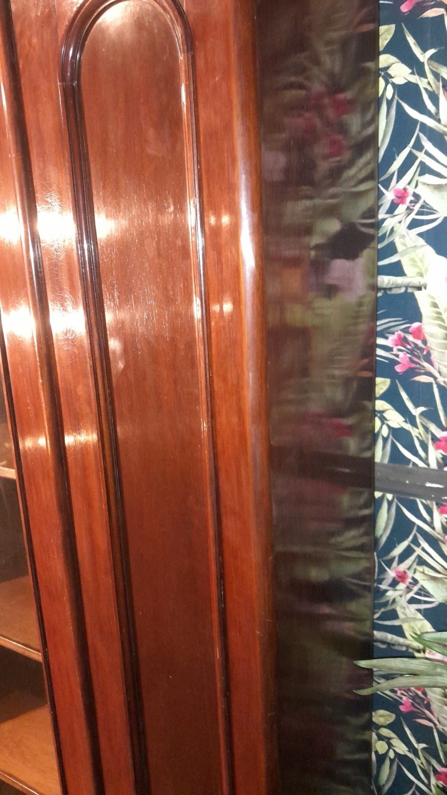 Superb Victorian Tall Bookcase With 1 Glazed Door And 4 Internal Shelves photo vintage
