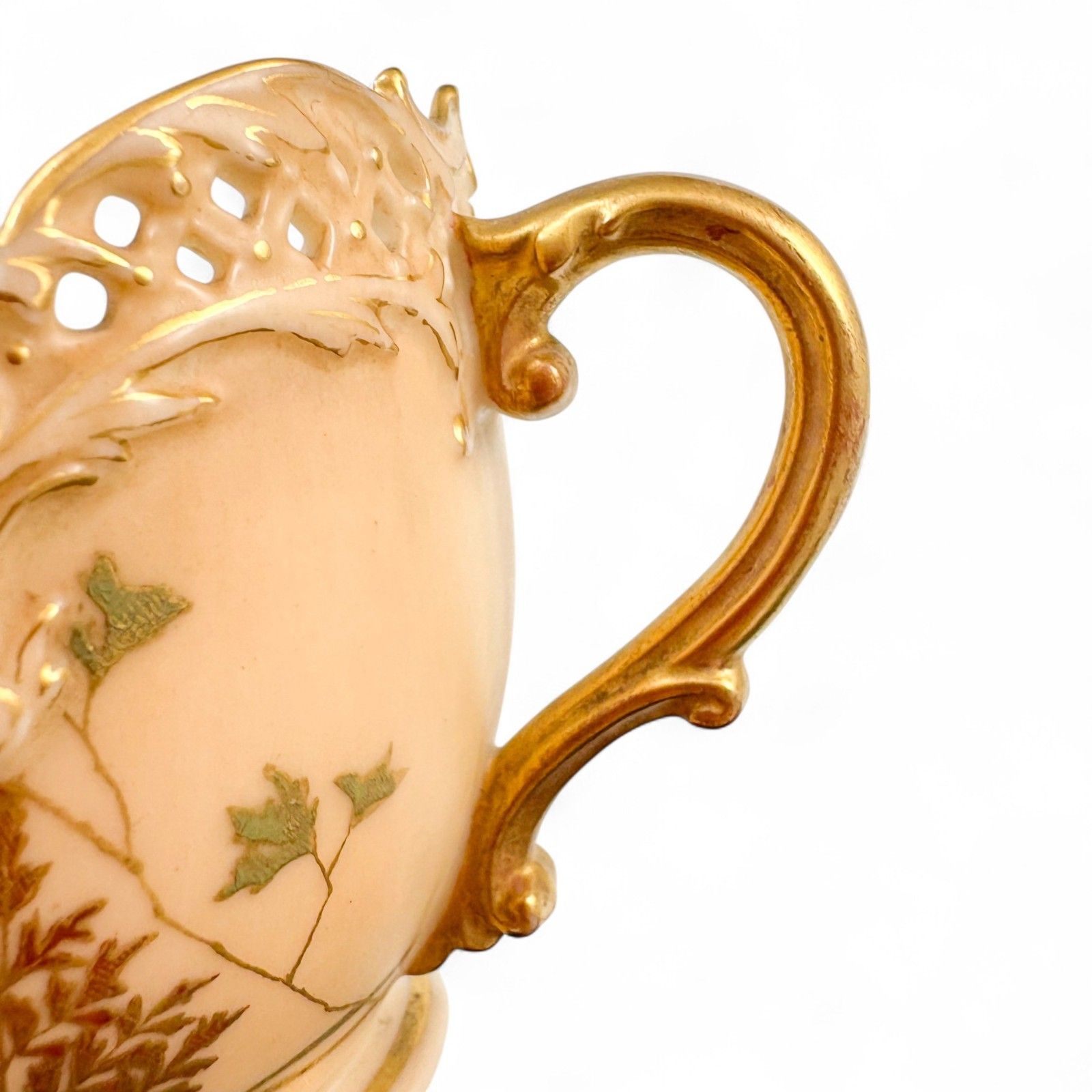photo vinterior Edwardian Victorian Royal Worcester Blush Porcelain Tea Cup & Saucers 1891 1902