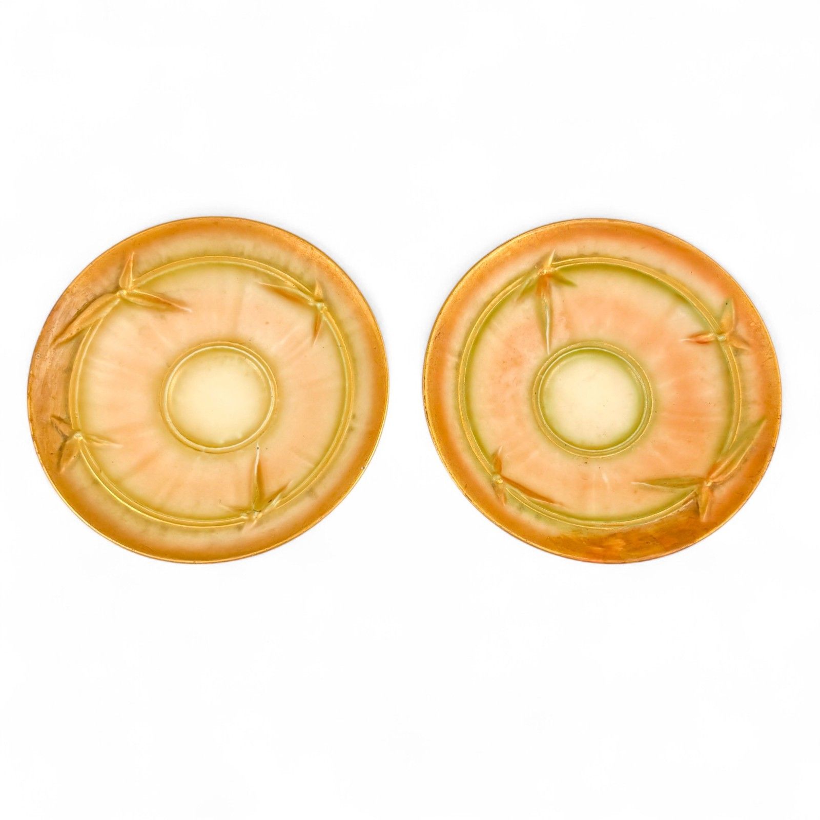 photo vintage Edwardian Victorian Royal Worcester Blush Porcelain Tea Cup & Saucers 1891 1902