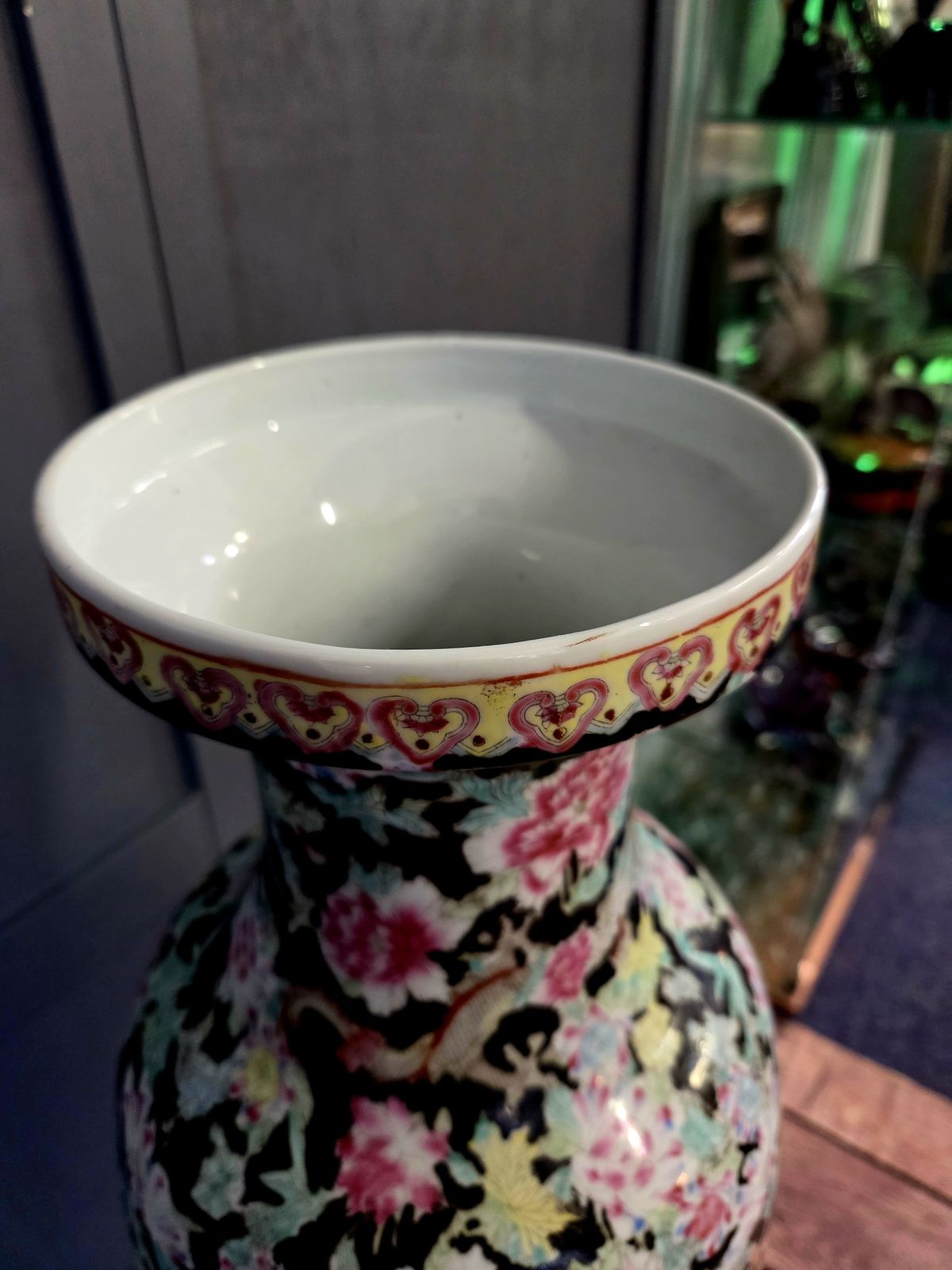 Pair Of Large Chinese Porcelain Floor Vases, Dragon & Floral Decoration, Famille Noire Style, Mid 20th Century (64cm) photo vinterior