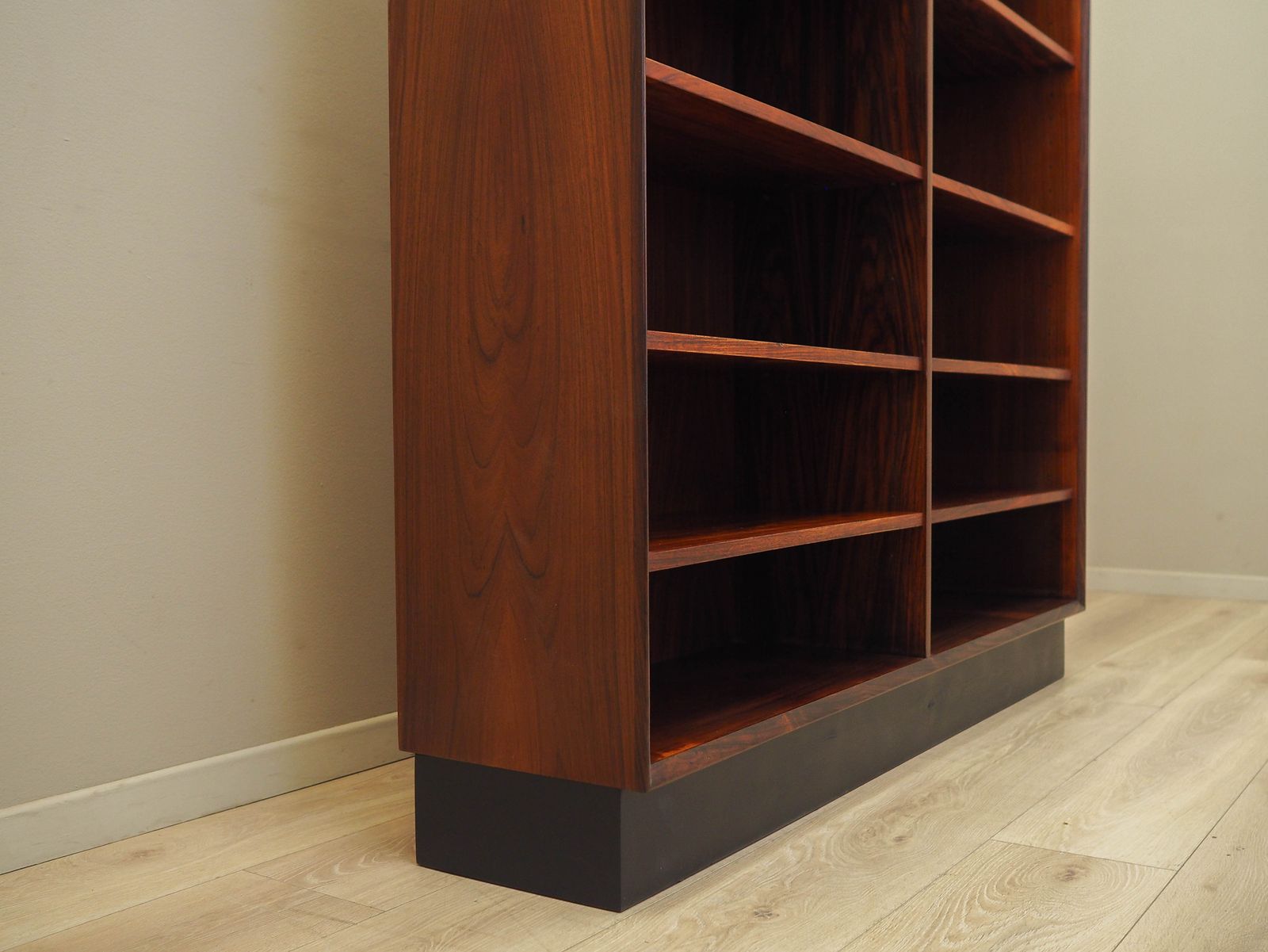 Vintage Bookcase, Danish Design, 1970s, Manufacturer: Hundevad photo vintage