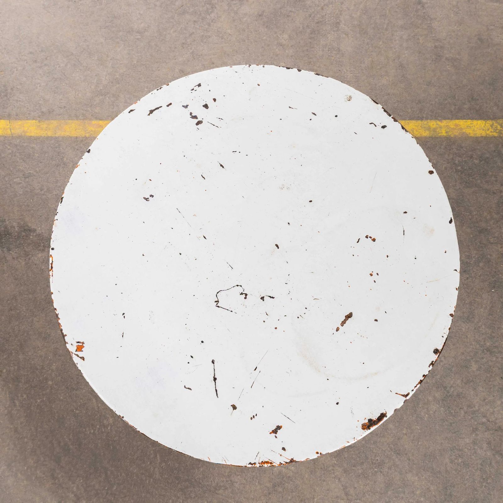 1950’s French White Metal Round Small Gueridon Table photo furniture