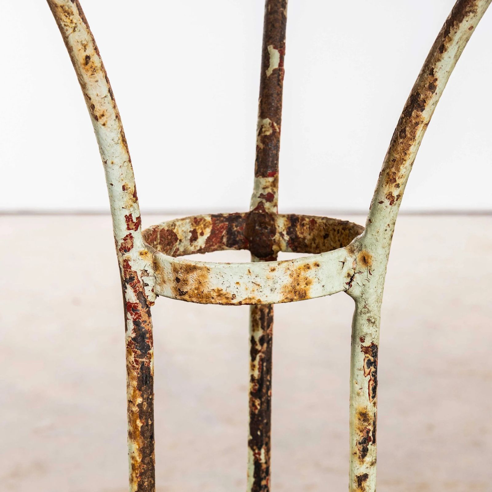 1950’s French Metal Tripod Base Outdoor Small Gueridon Table photo vinterior