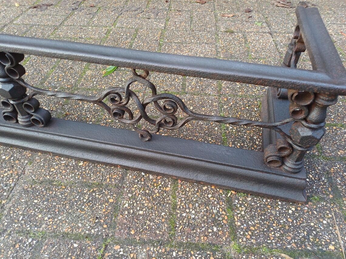 photo furniture Grand Vintage Victorian Cast Iron And Steel Fireplace Fender 35kg Ornate Scrollwork Original Antique Architectural