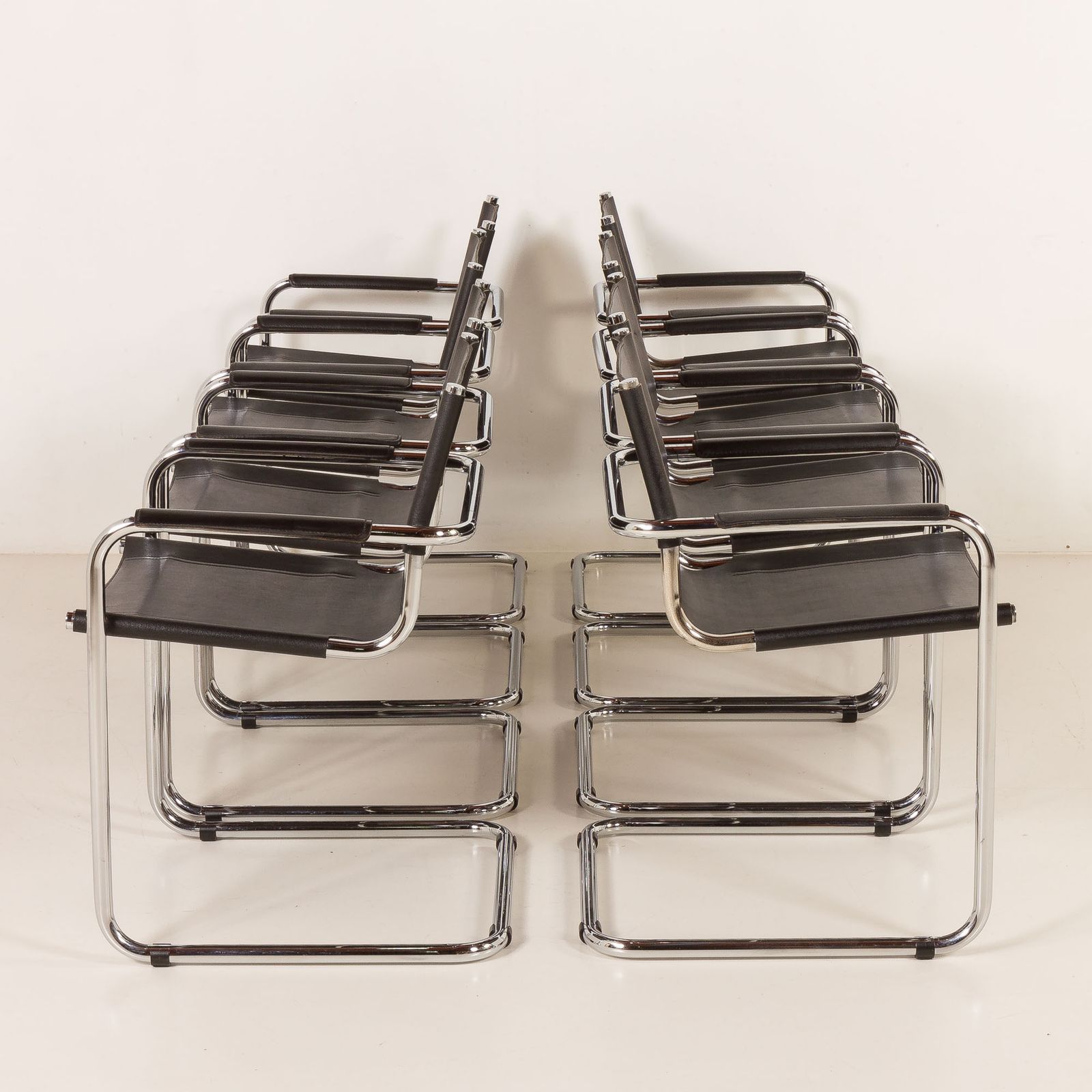 Furniture Bauhaus Style Italian Chairs Attr. To Matteograssi, Set Of 8, 1970s photo