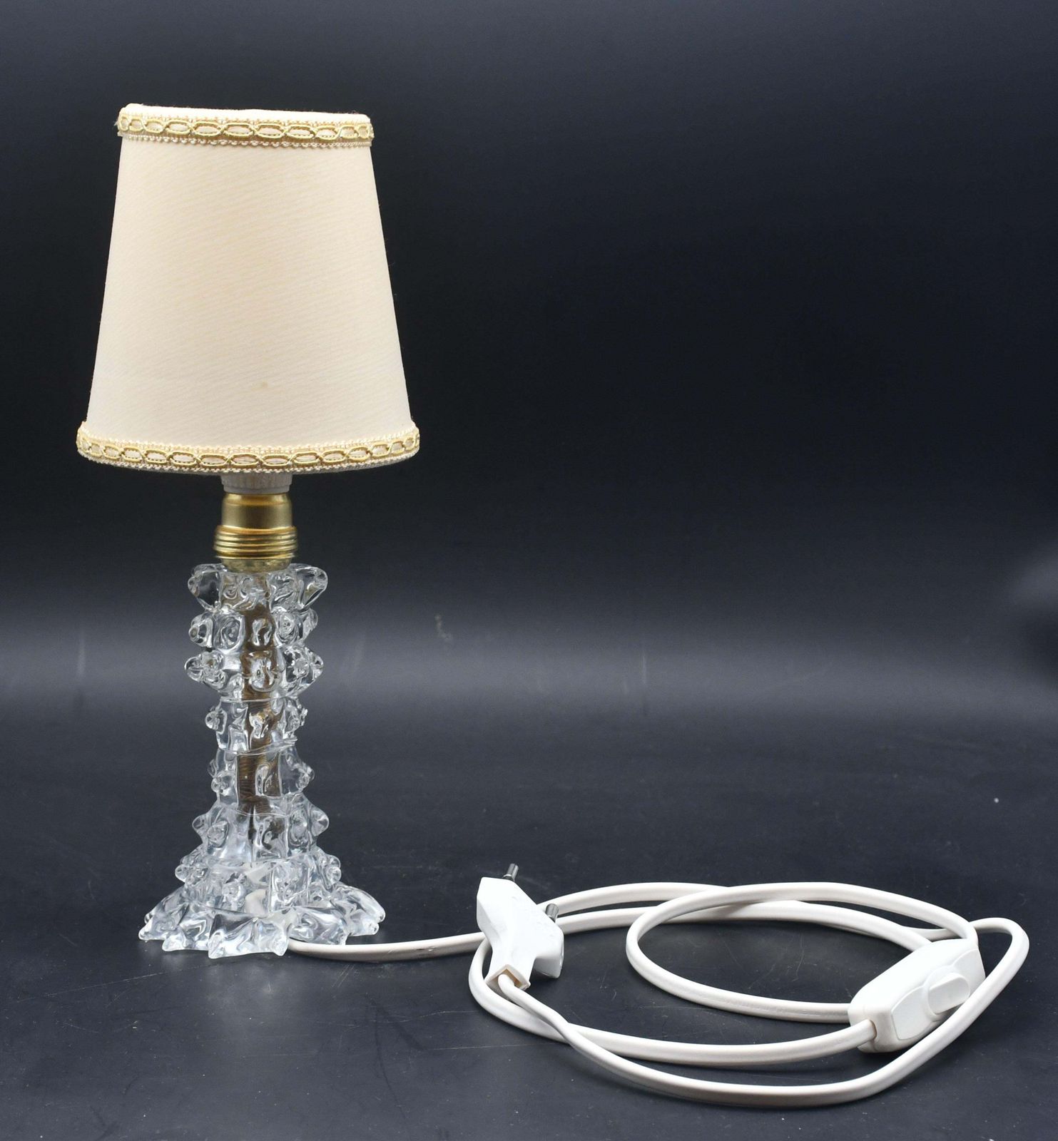 Charming Table Lamp In Rostrato Murano Glass Vase For Barovier & Toso, 1940s photo furniture