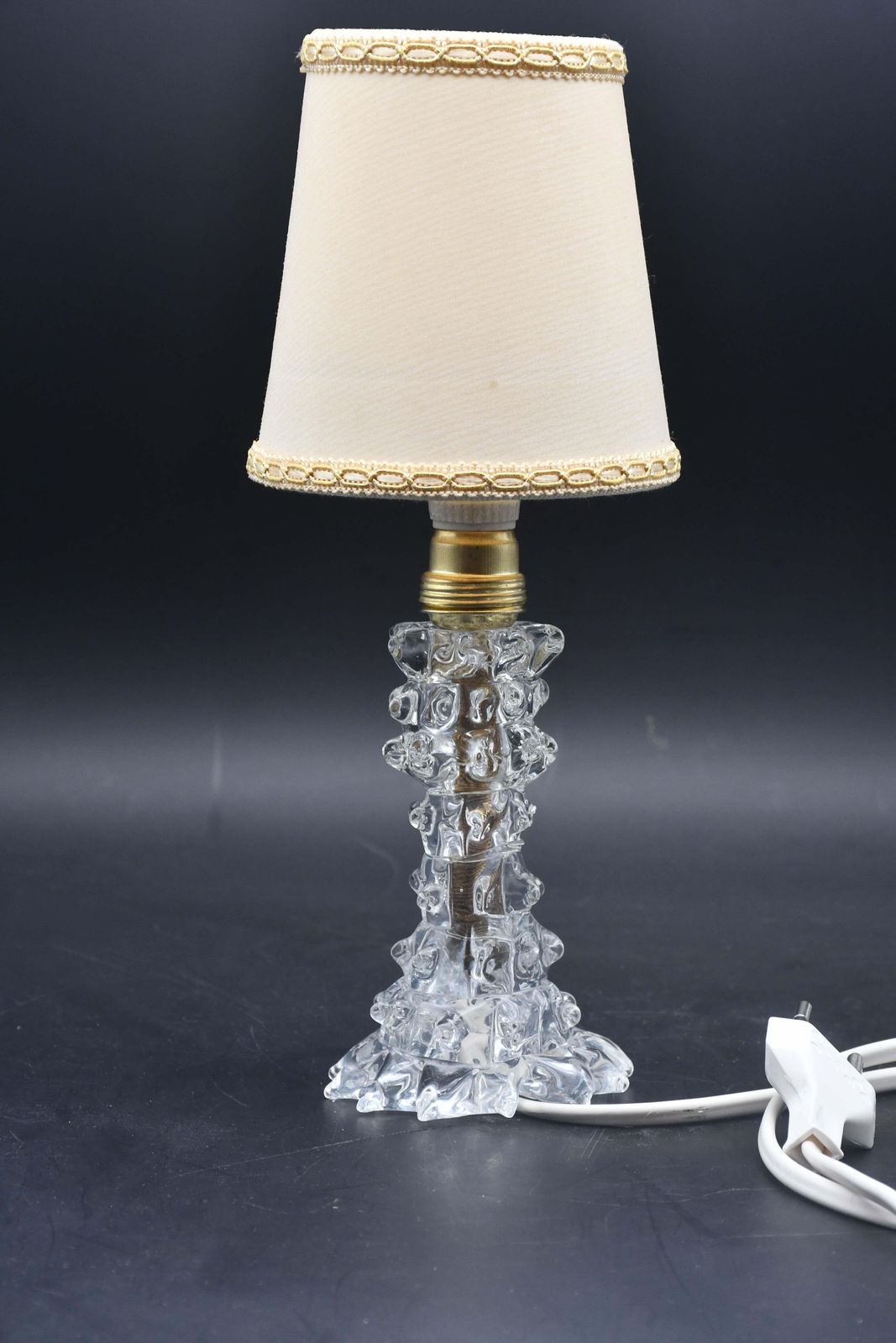 Charming Table Lamp In Rostrato Murano Glass Vase For Barovier & Toso, 1940s photo for sale
