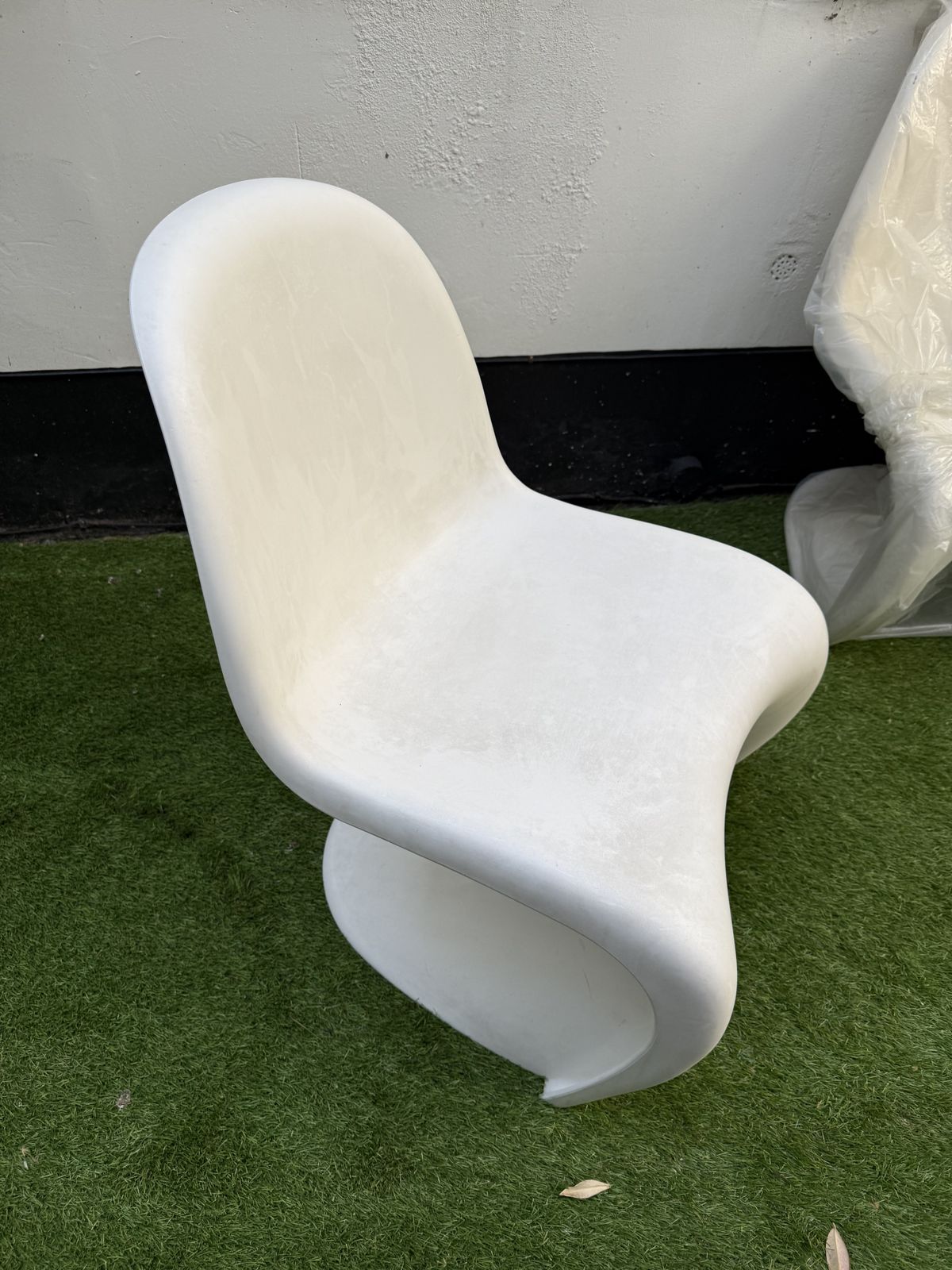 Six Verner Panton Chairs photo 2070.0