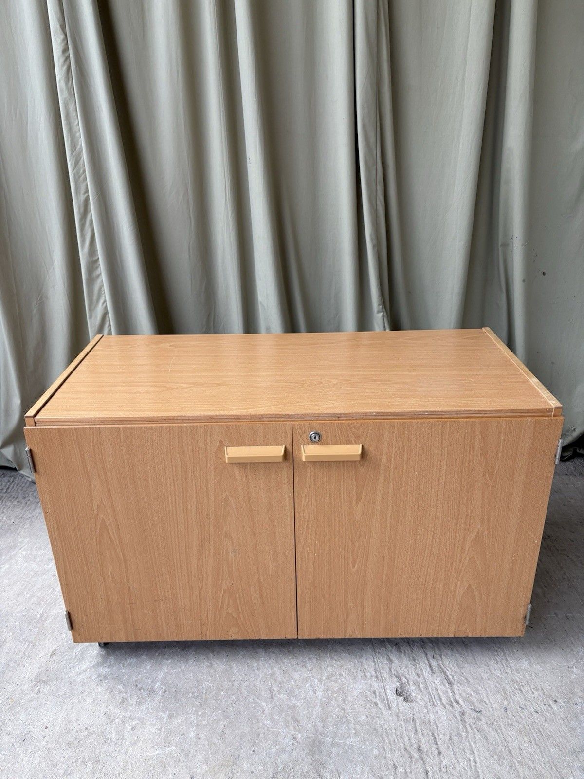 Vtg Late Mid Century 90s Modernist Media Cabinet Unit Sideboard Lp Storage R1070 photo Furniture