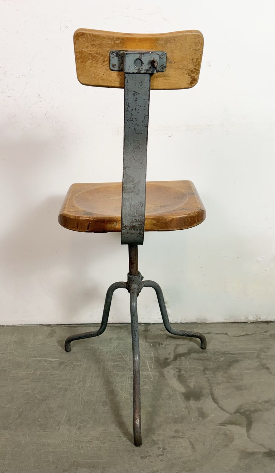 photo buy Industrial Factory Swivel Chair, 1950s