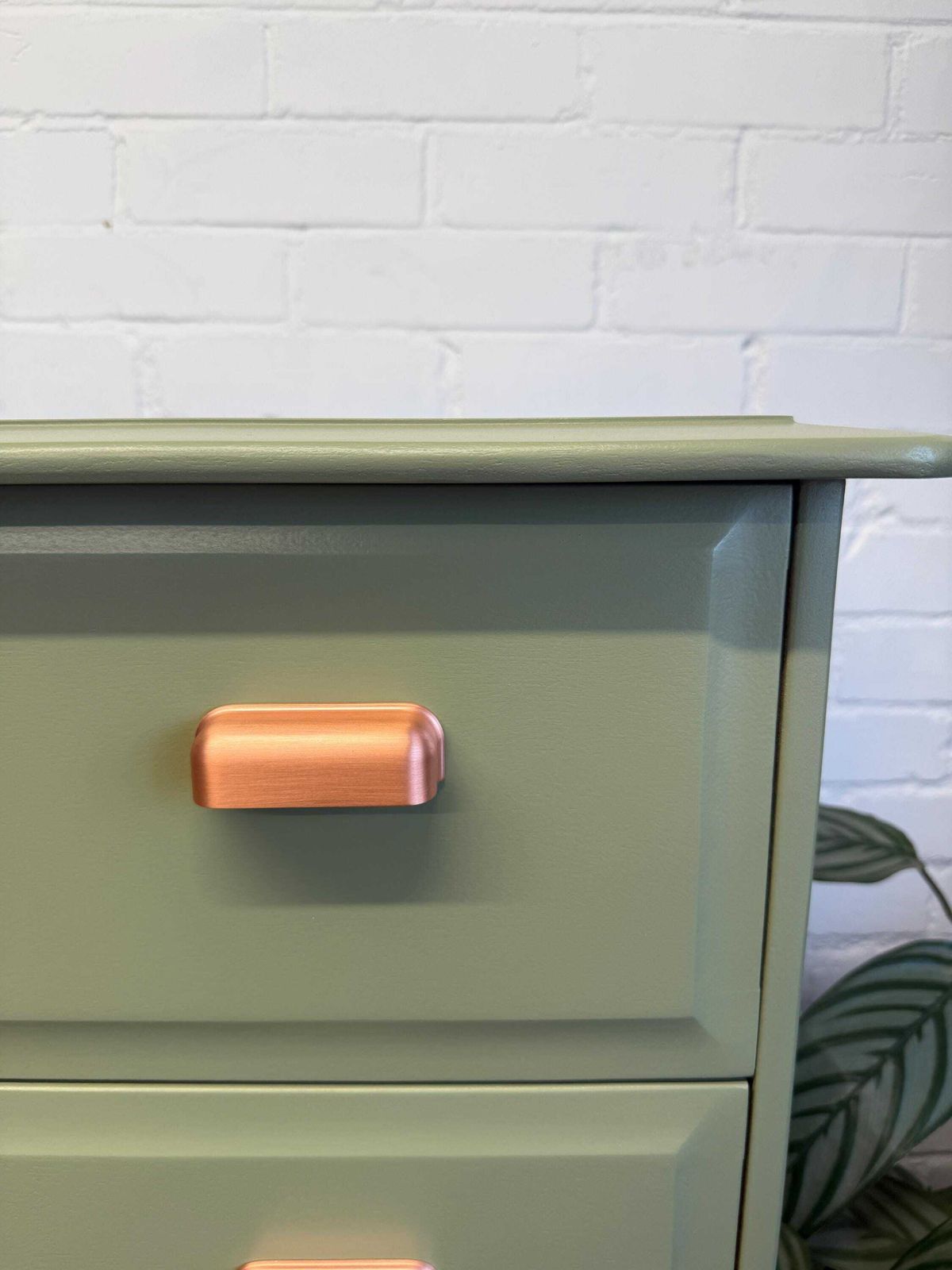 Pair Of Stag Minstrel 7 Drawer Tallboys | Painted To Order In Farrow & Ball Olive photo vinterior