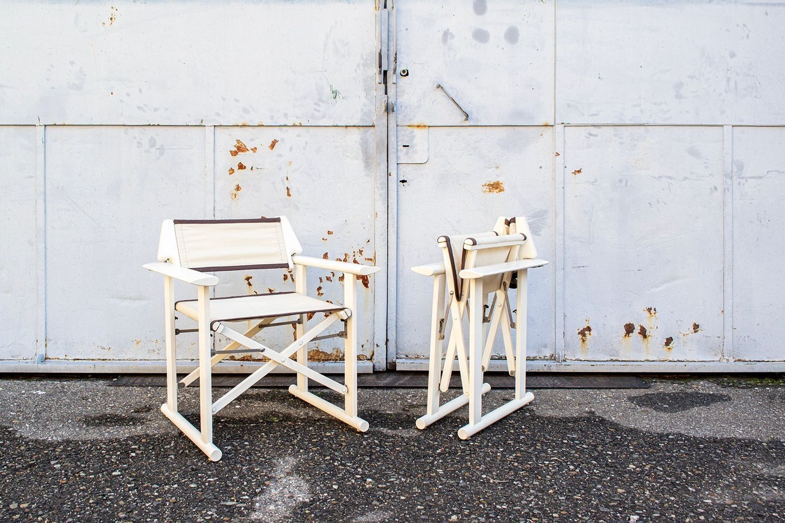 Folding Armchairs In Lacquered White Wood By Carlo Hauner For Fratelli Reguitti, 1968, Set Of 2 photo for sale