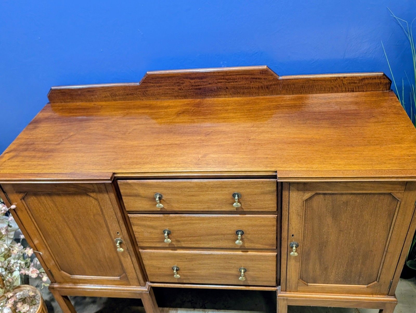 Antique Edwardian Mahogany Sideboard Buffet Cabinet Cupboard Drawers Service photo for sale