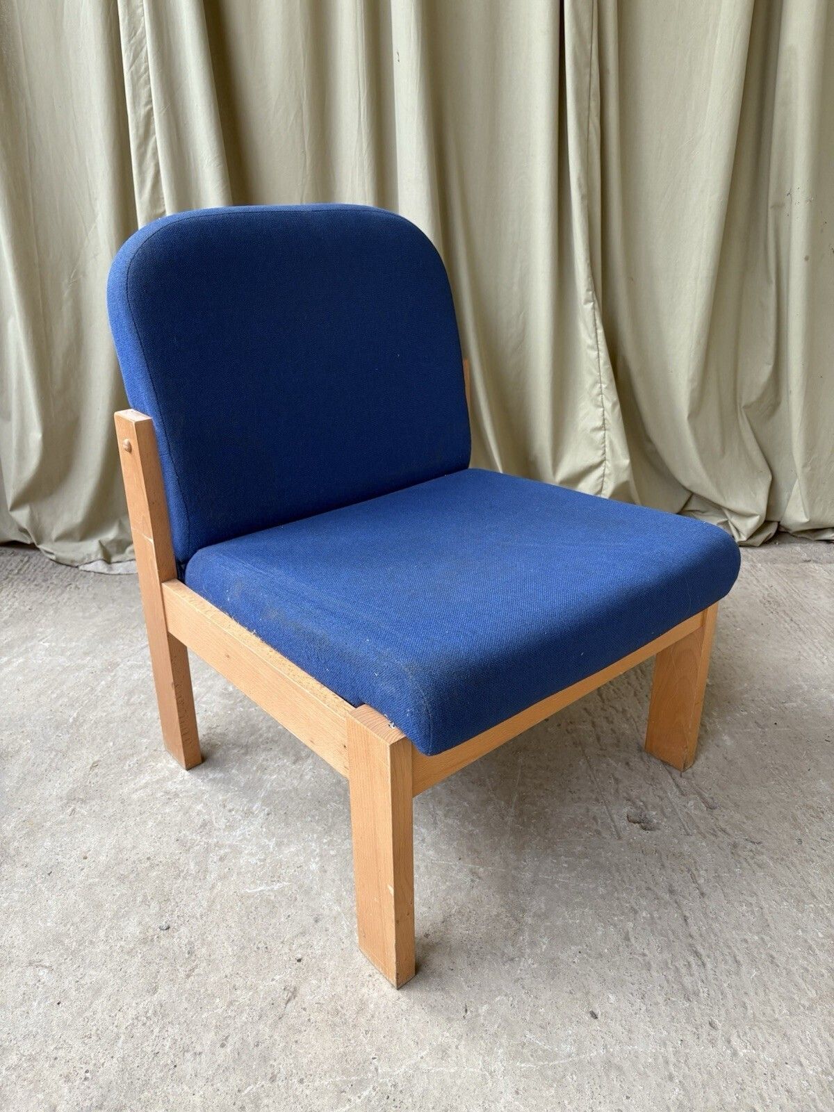 photo for sale Vtg Late Mid Century Modernist Studio Lounge Chair Scandi Retro Modernist R1074