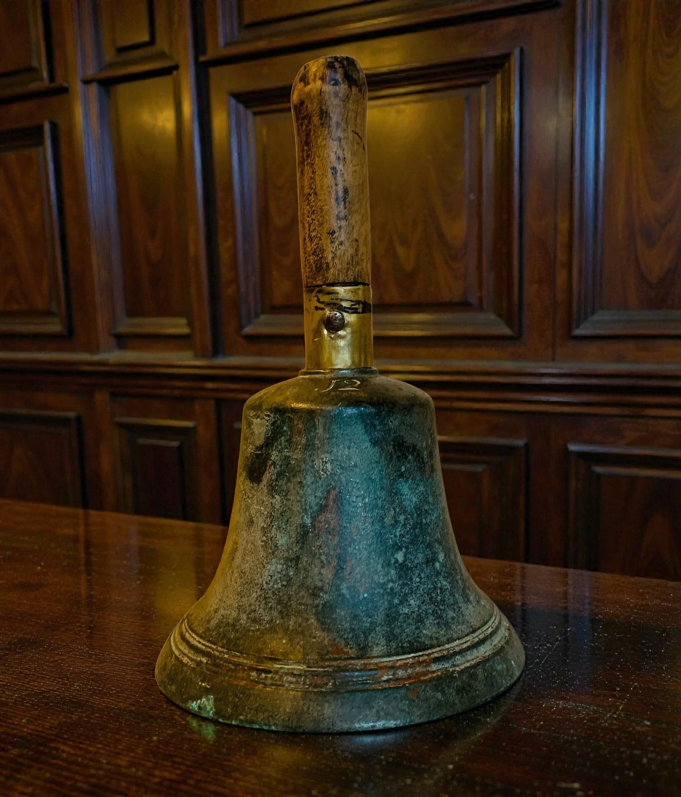 Rare Georgian Bronze Town Crier’s Bell Watchman’s Alarm Handbell (C. 1714–1830)