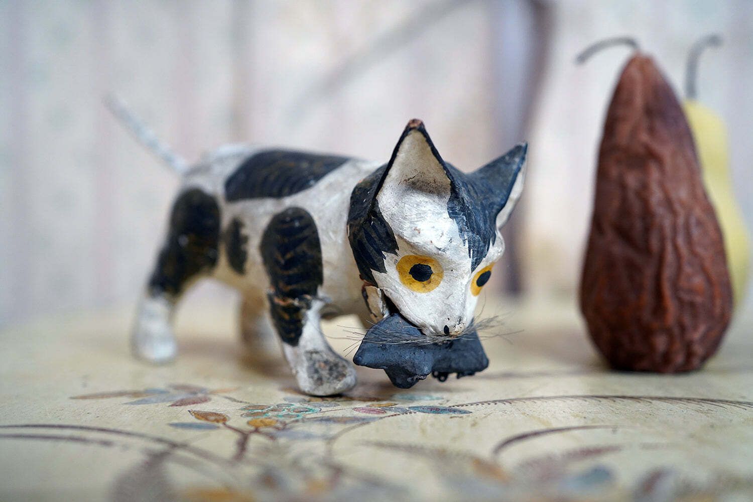 A Rare Pair Of 19thc Papier Mâché Nodding Cats & Mice C.1880 photo furniture