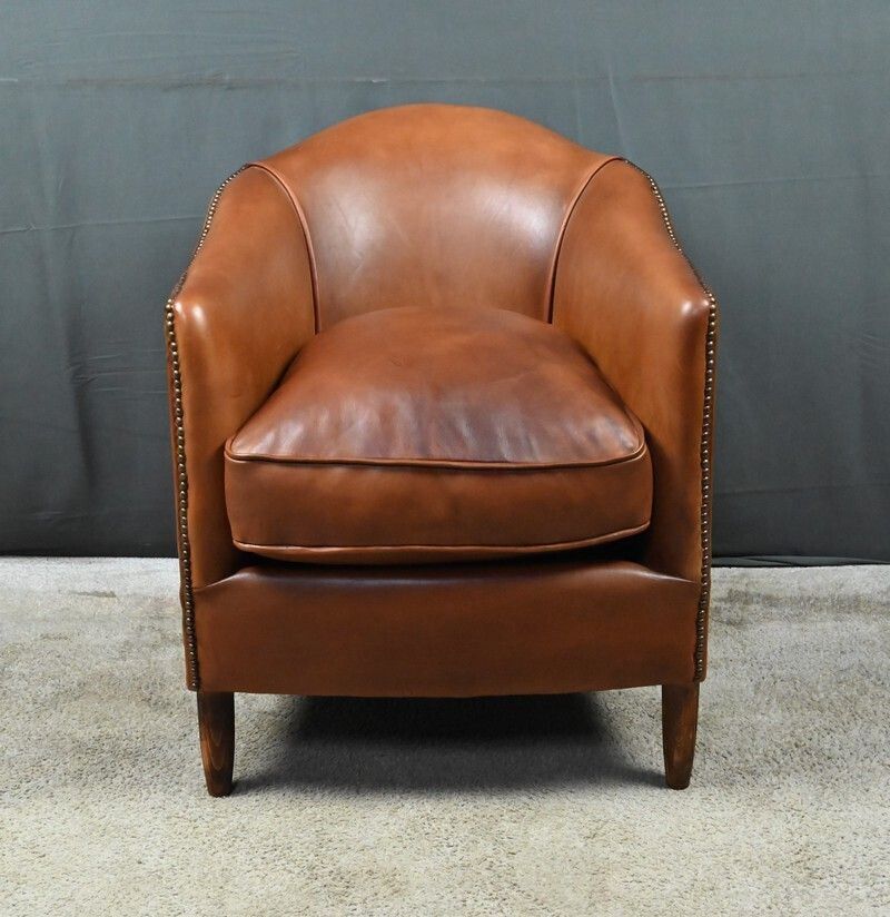 Solange Club Chair In Sheepskin Leather photo for sale