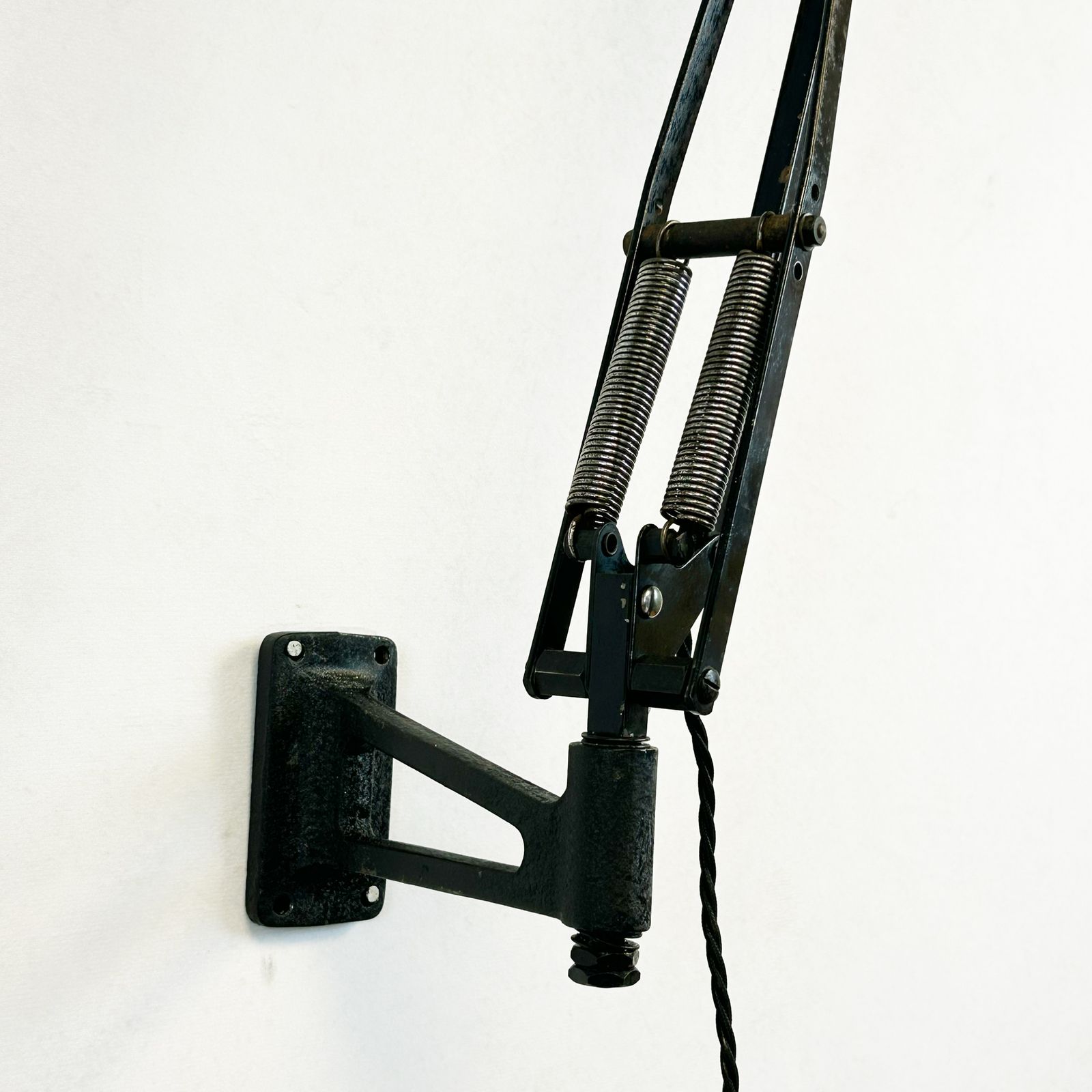 photo vinterior Herbert Terry 1209 Anglepoise Wall Lamp, Black