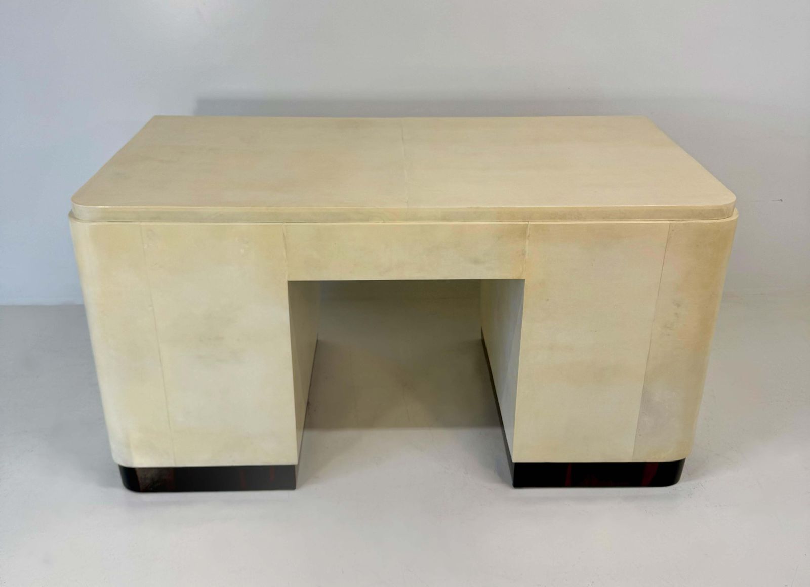 photo vinterior Italian Art Deco Parchment Desk In The Style Of Borsani, 1940s