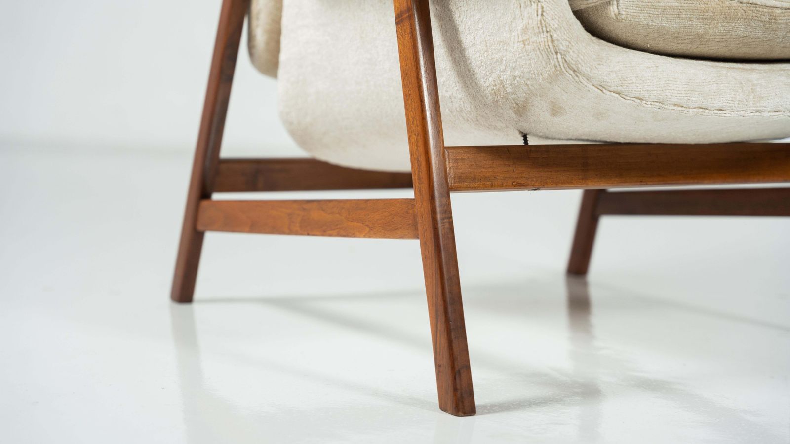 7725.0 Pair Of Armchairs "849 " By Gianfranco Frattini For Cassina, 1960s photo