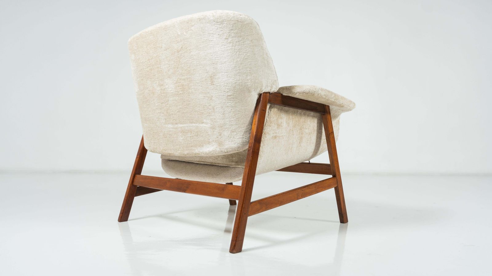 photo vintage Pair Of Armchairs "849 " By Gianfranco Frattini For Cassina, 1960s