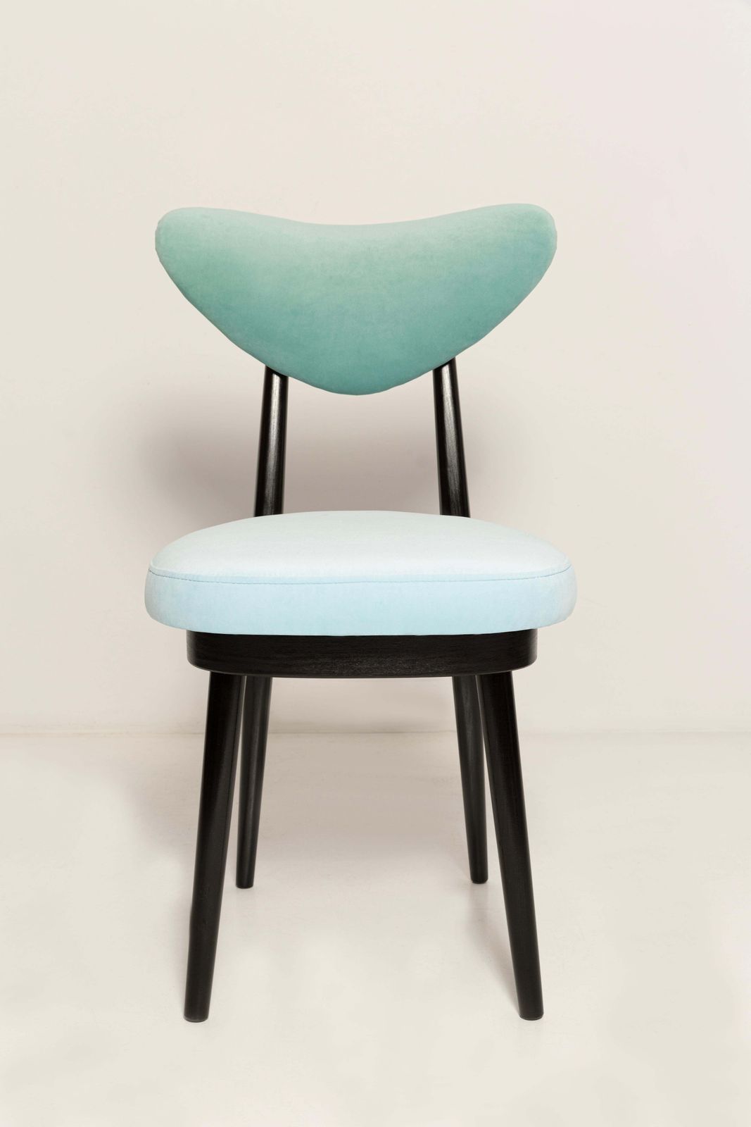 Set Of Eight Mid Century Green And Blue Mixed Velvet Heart Chairs, Europe, 1960s photo vintage