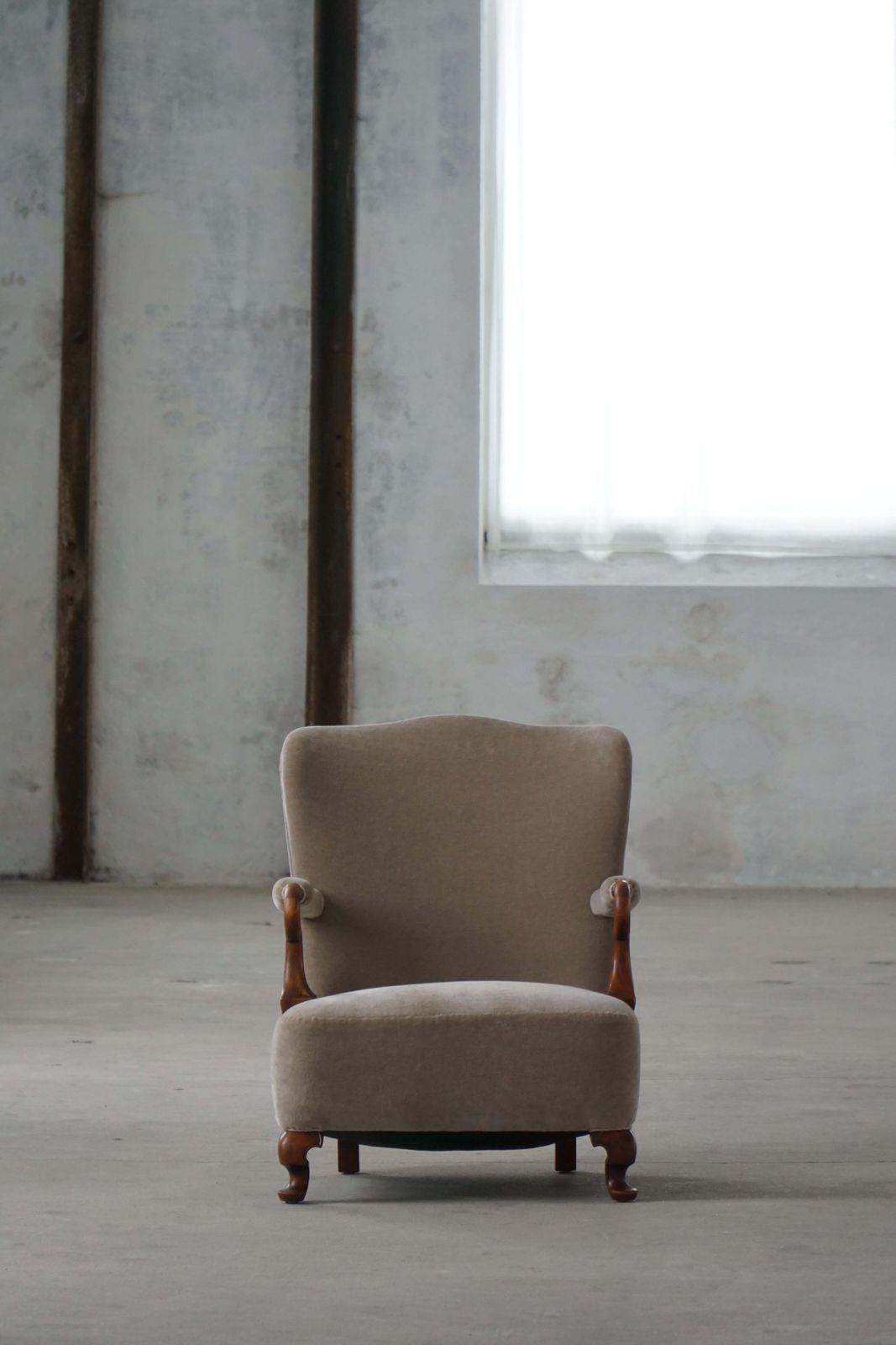 photo vinterior Pair Of Danish Antique Armchairs, Reupholstered In Velvet, Early 20th Century