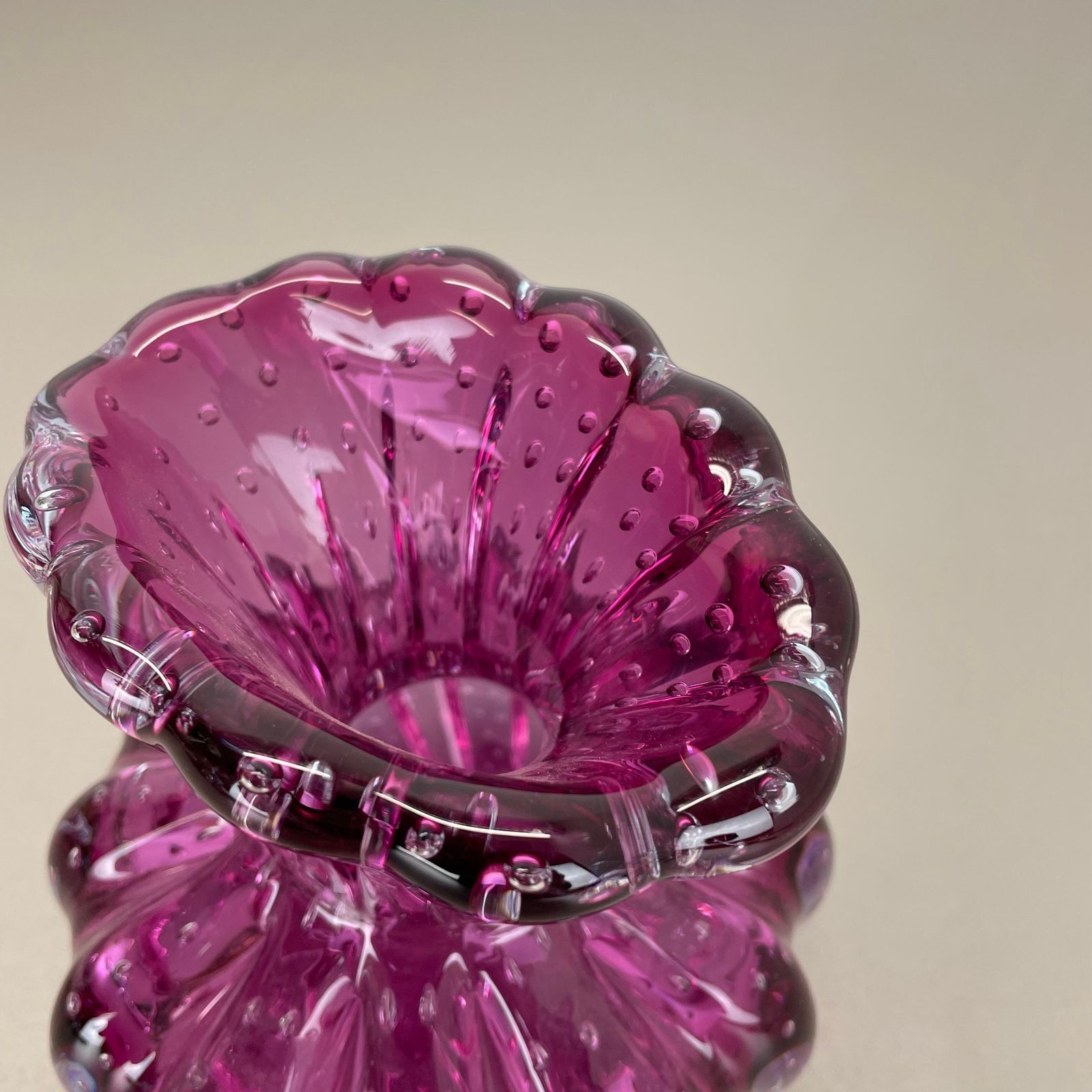715.0 Pink Murano Glass Vase Element Cordonato D'oro By Barovier And Toso, Italy 1970s photo