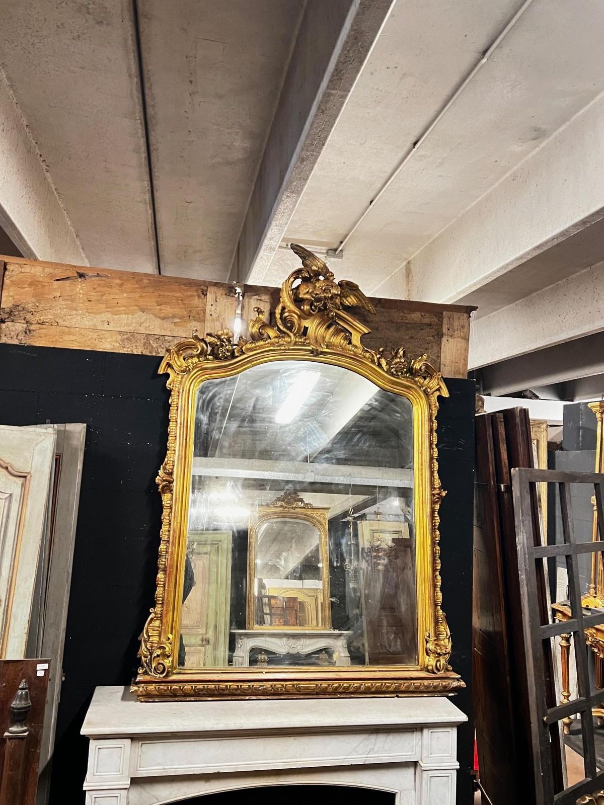 Important Carved And Sculpted Mirror With Figured Cymatium, Italy photo 3671.0